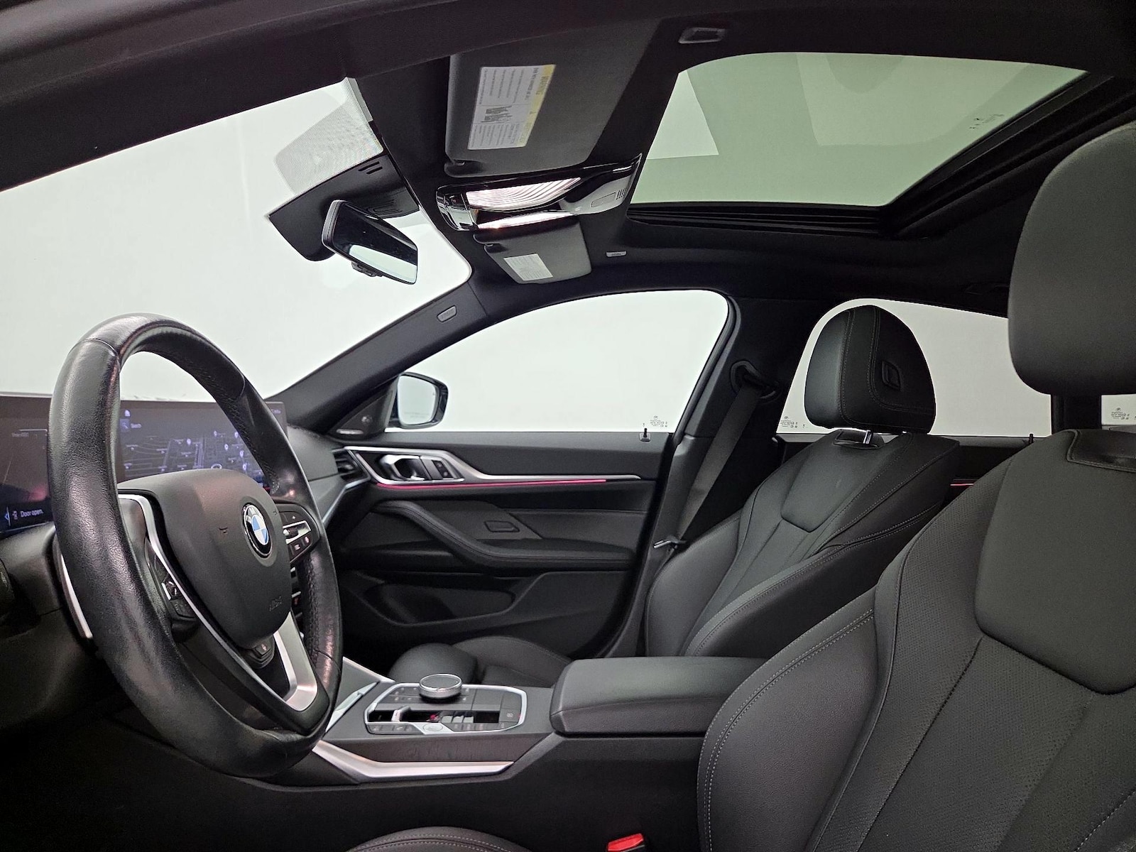 Sunroof(s) & Overhead Airbags