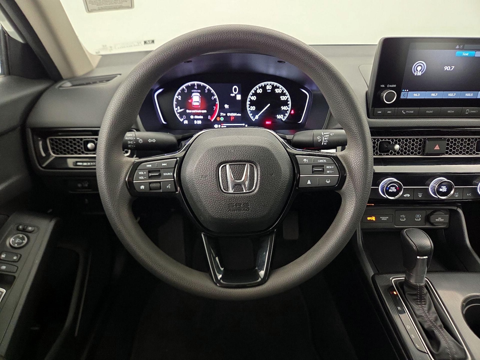 2025 Honda Civic LX - Photo 11