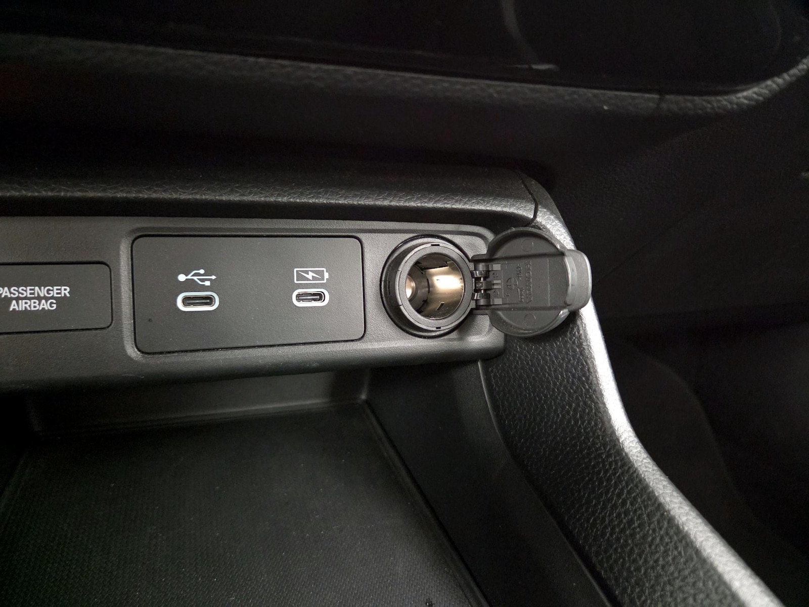 2025 Honda Civic LX - Photo 19