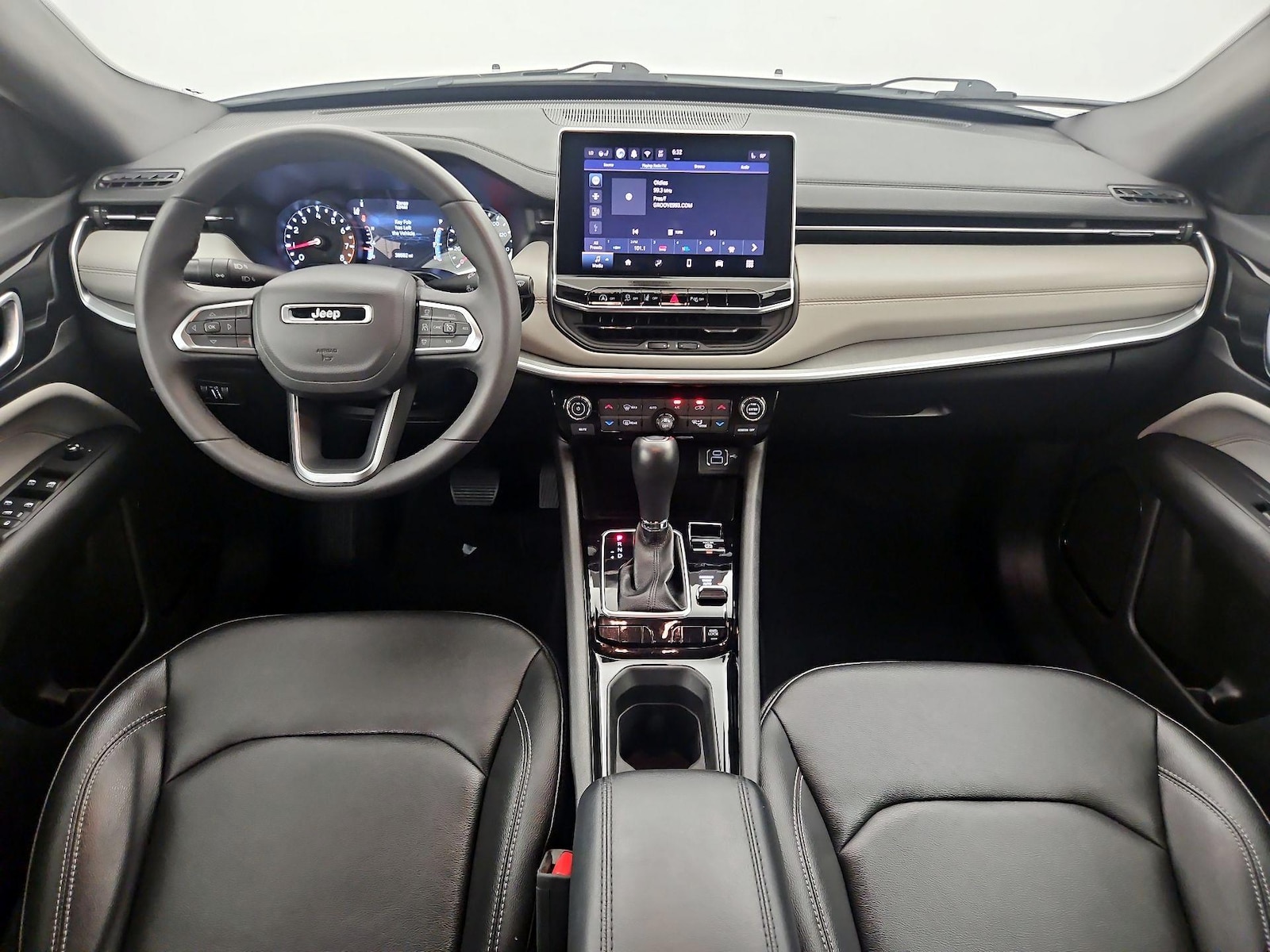 2025 Jeep Compass Limited - Photo 10