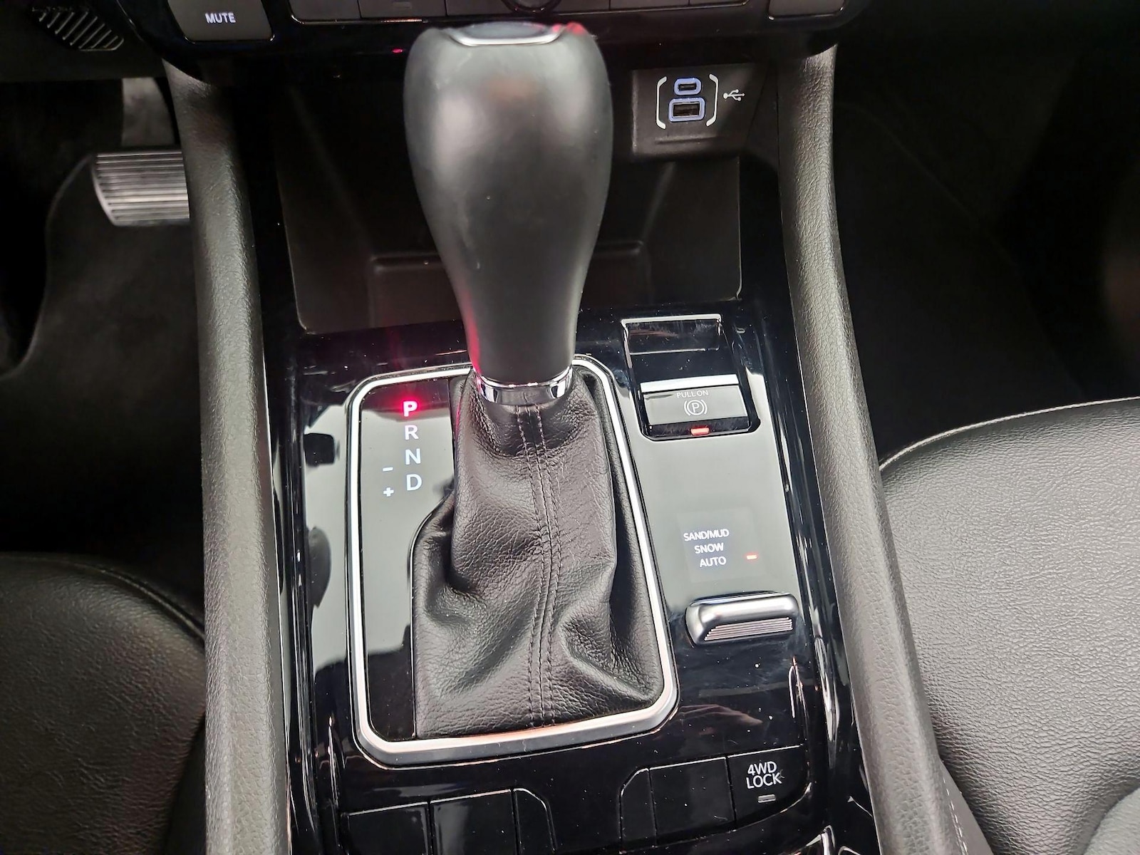 2025 Jeep Compass Limited - Photo 18