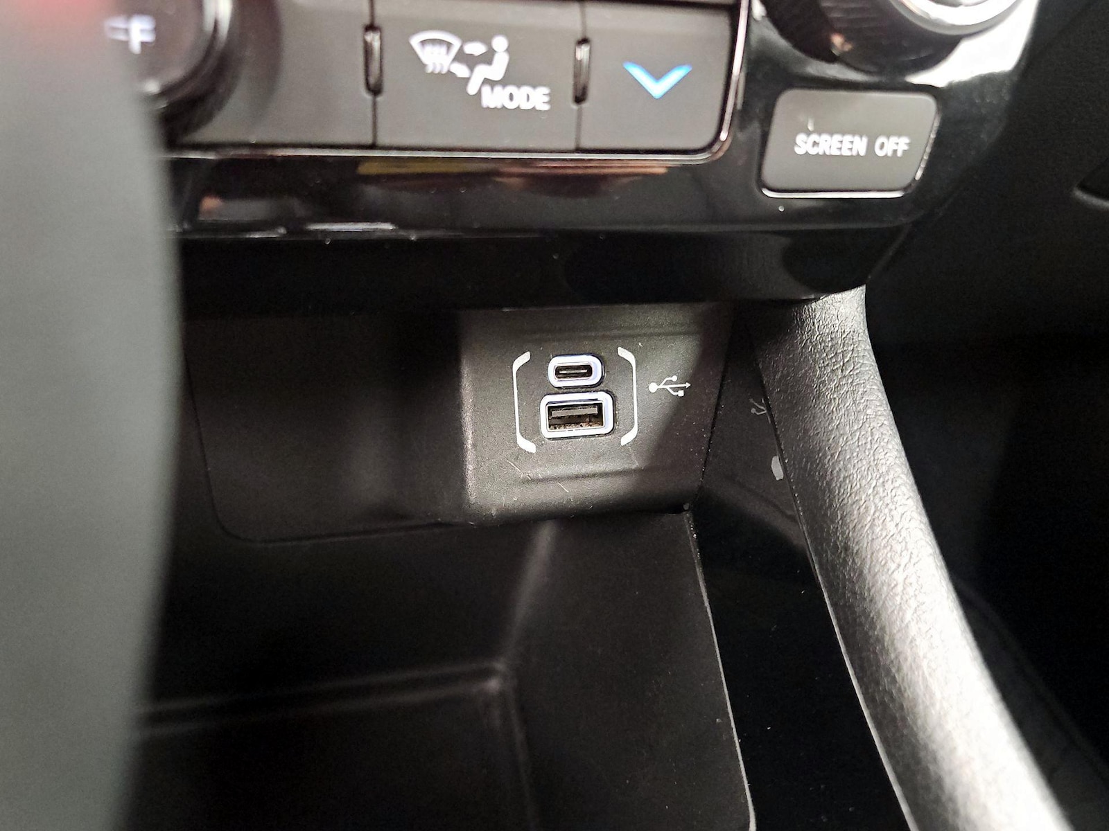 2025 Jeep Compass Trailhawk - Photo 19
