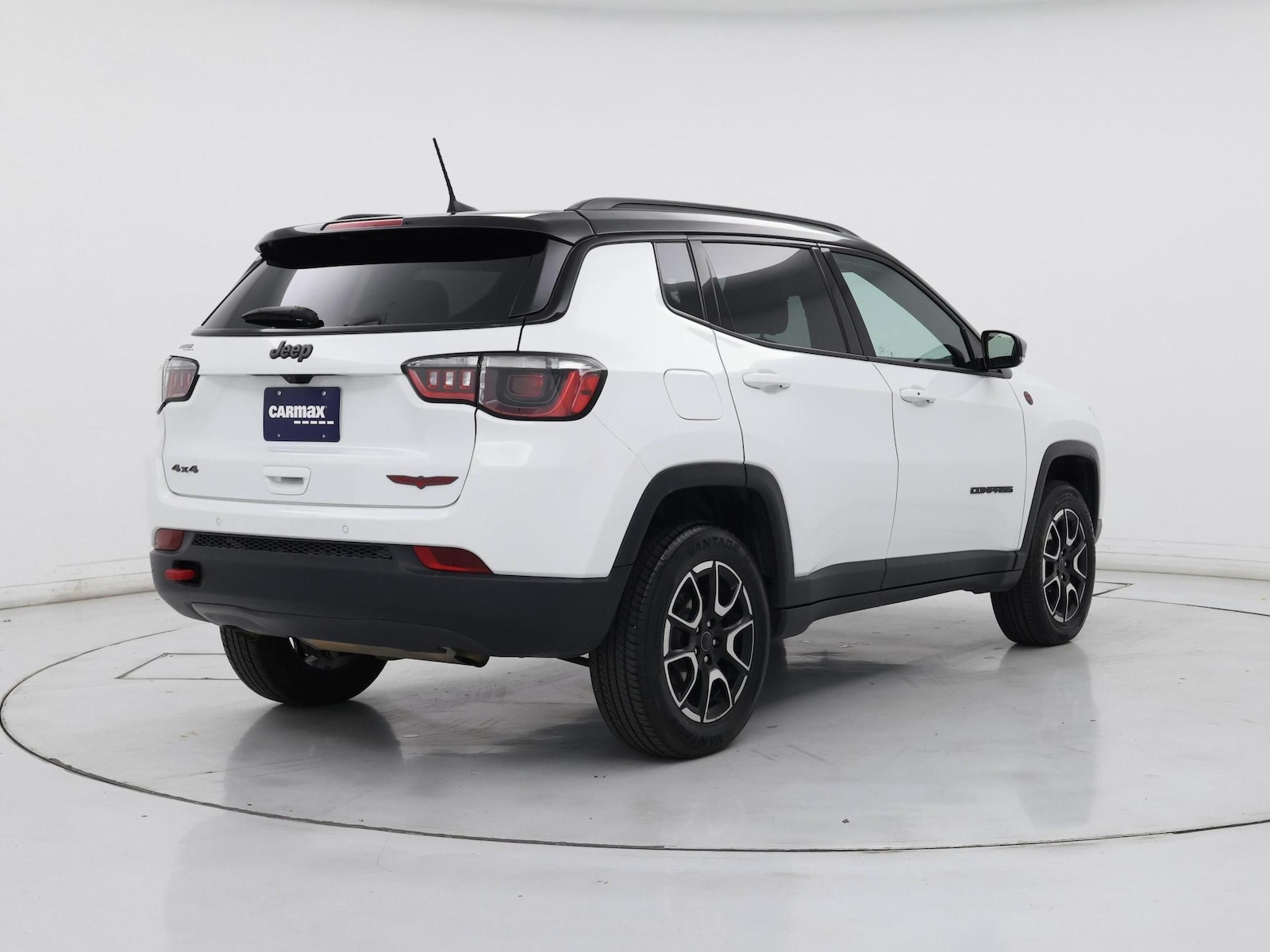 2025 Jeep Compass Trailhawk - Photo 9