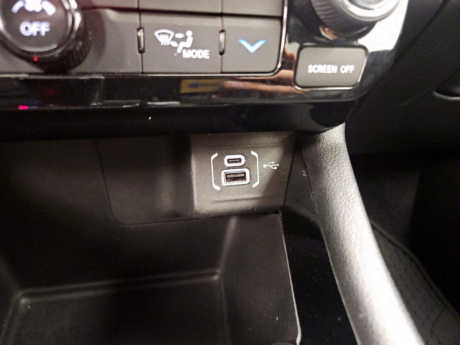 2025 Jeep Compass Trailhawk - Photo 19