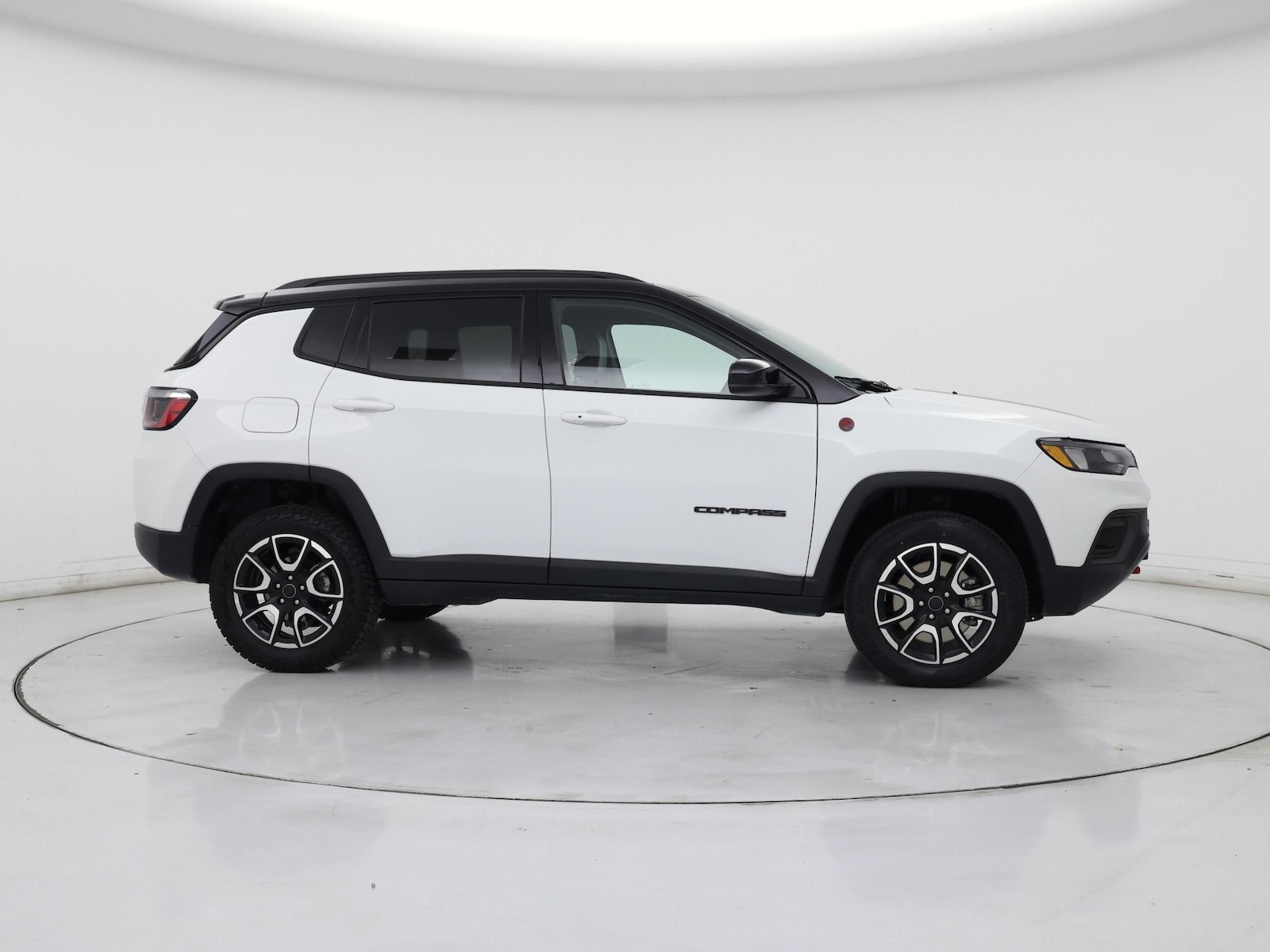 2025 Jeep Compass Trailhawk - Photo 8