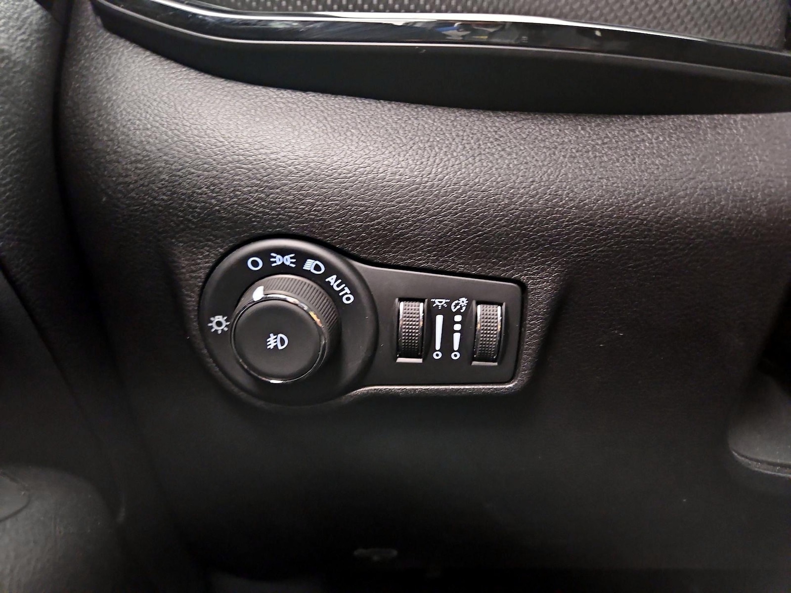 2025 Jeep Compass Trailhawk - Photo 14
