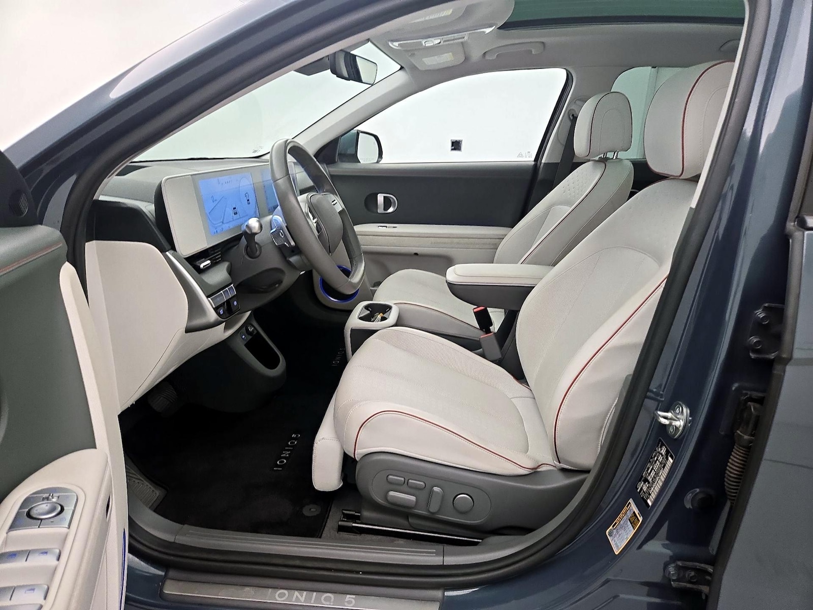 2023 Hyundai IONIQ 5 Limited - Photo 12