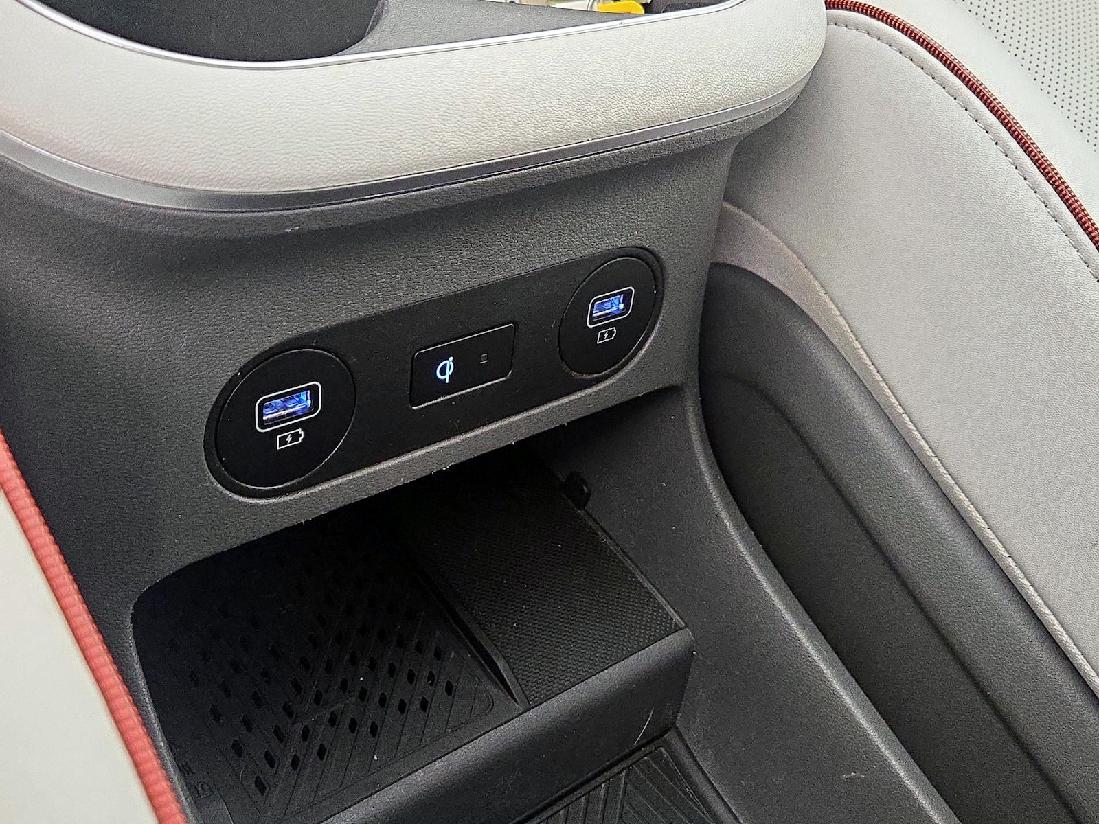 2023 Hyundai IONIQ 5 Limited - Photo 20