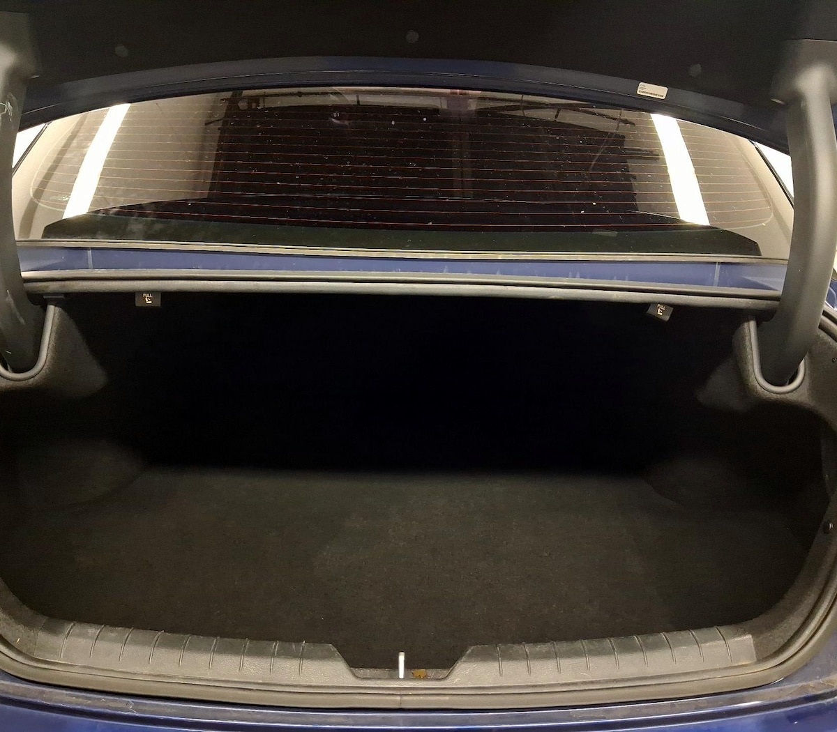 Trunk/Cargo (Seats Up)
