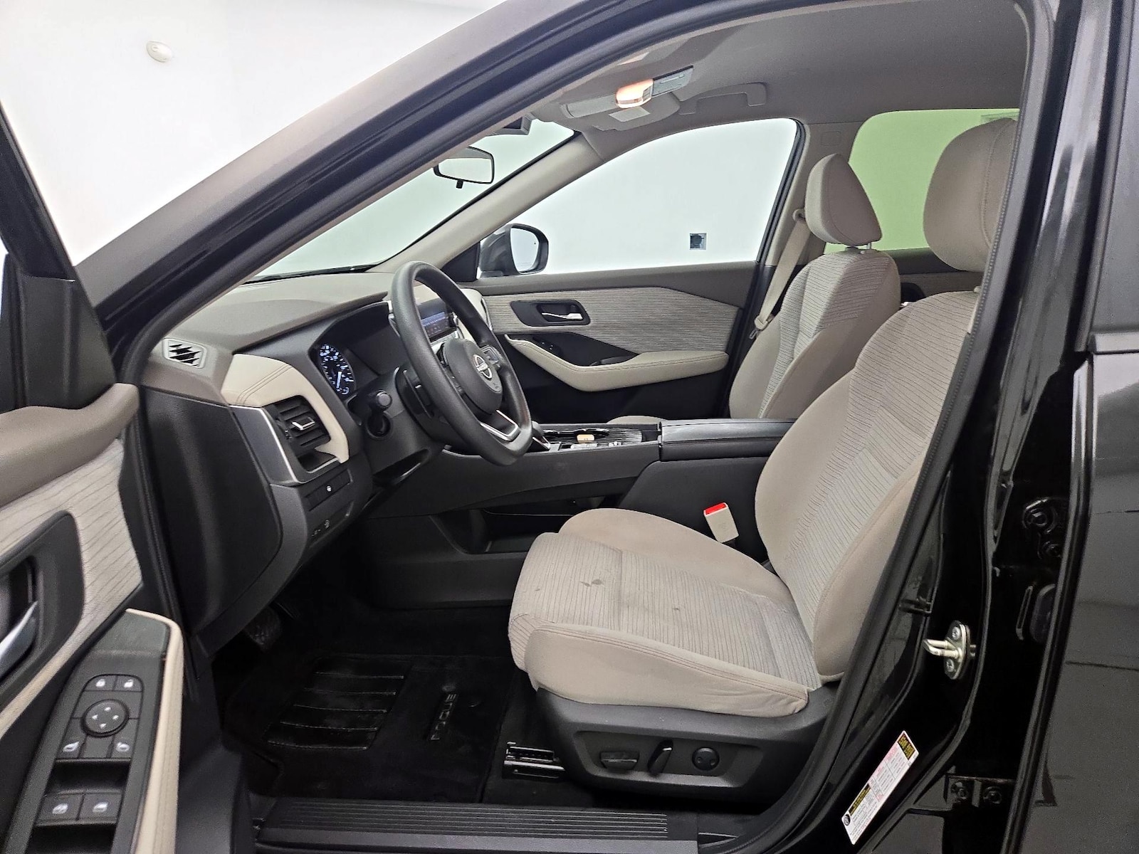 Power Seat(s) & Side Airbags