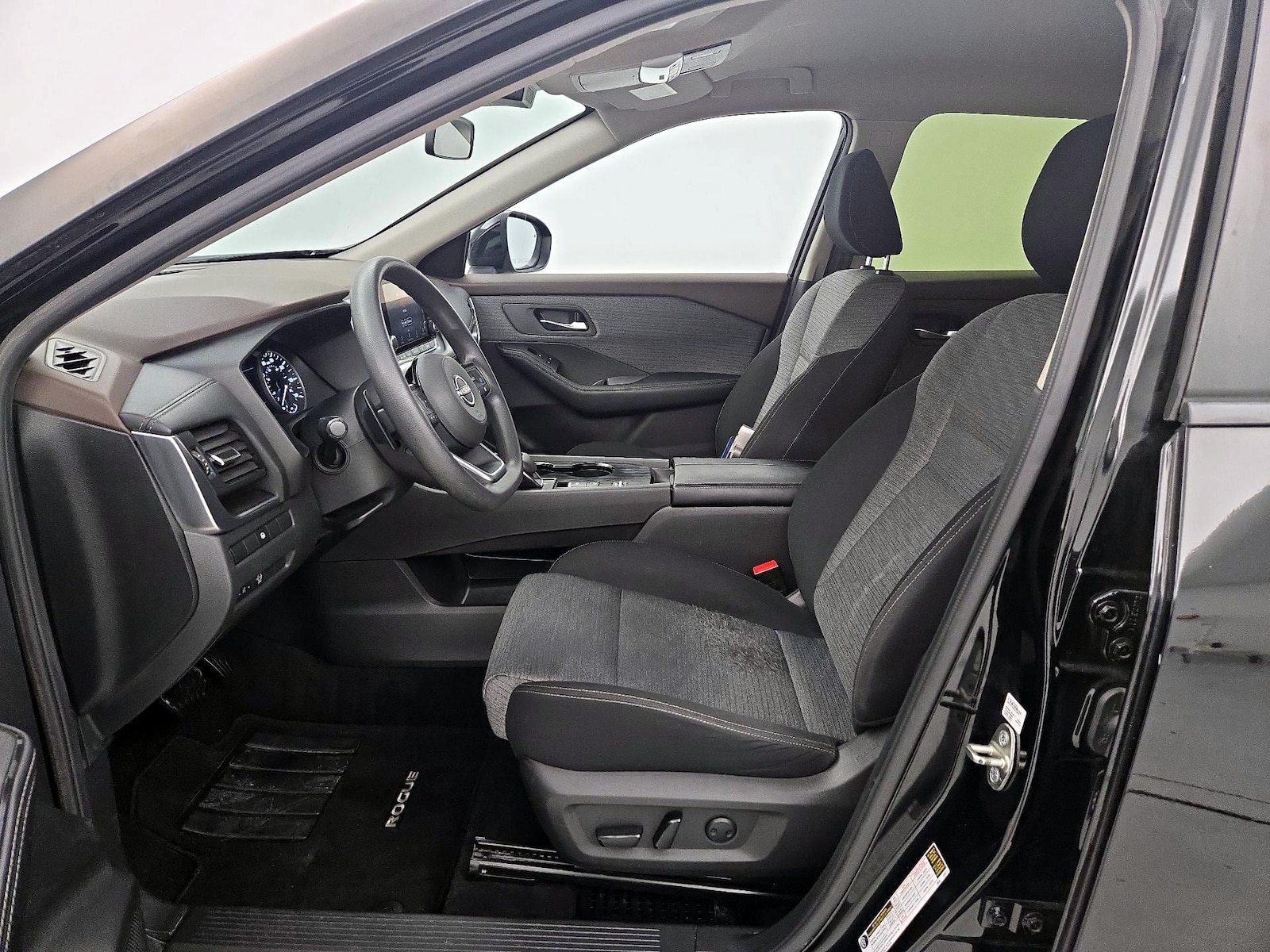 Power Seat(s) & Side Airbags