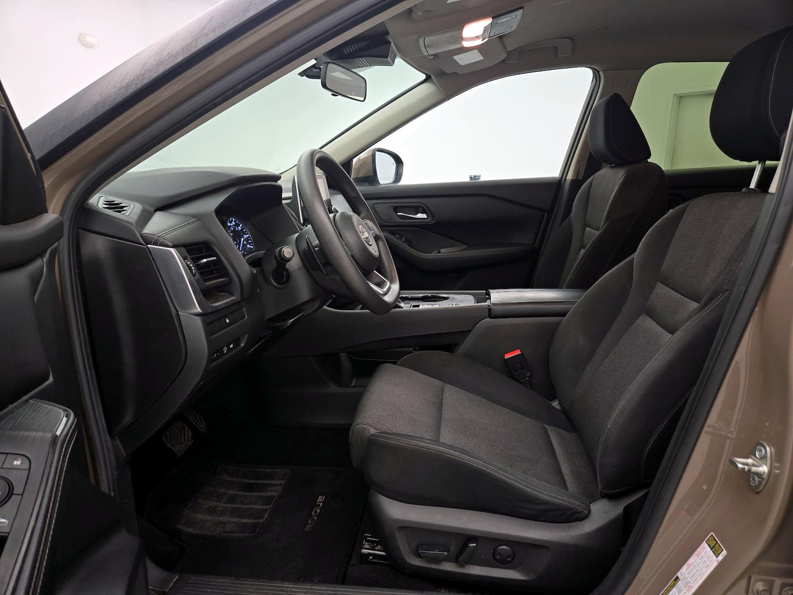 Power Seat(s) & Side Airbags