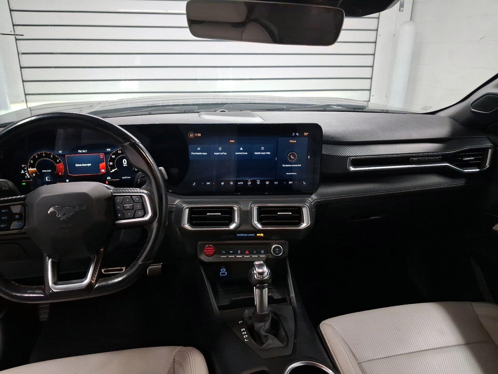 Apple CarPlay® & Android Auto™