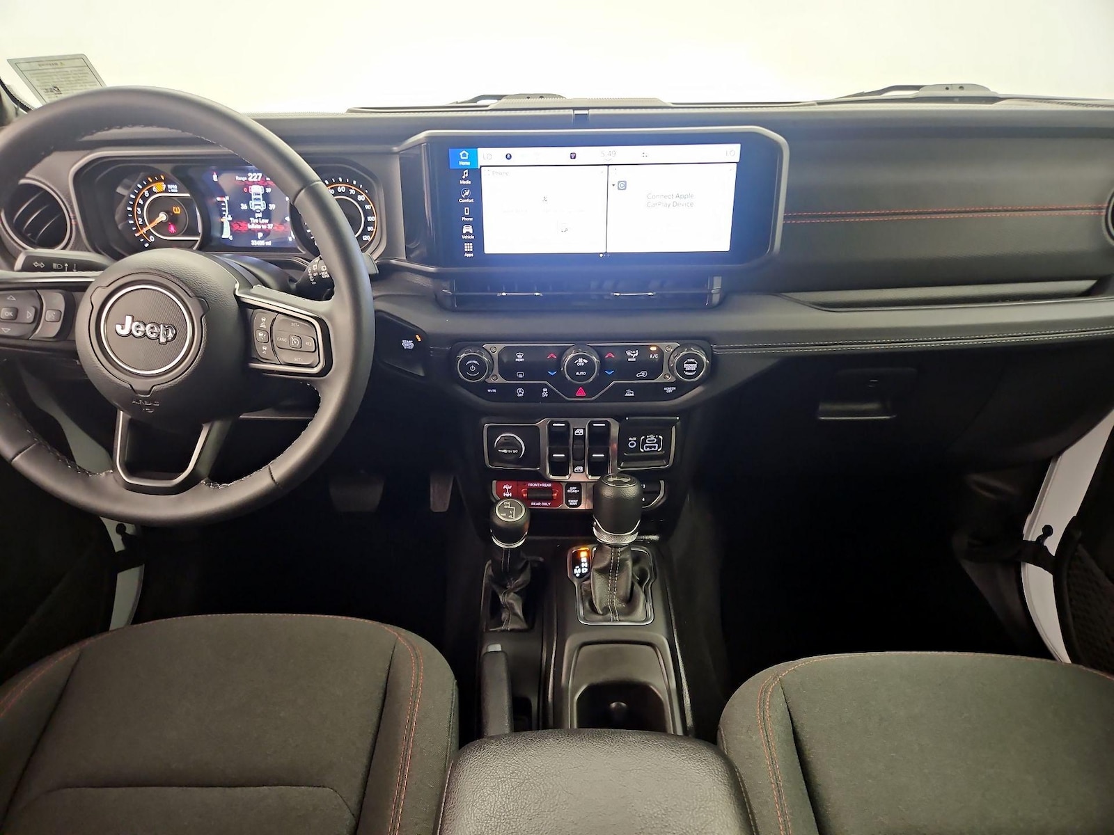 Apple CarPlay® & Android Auto™