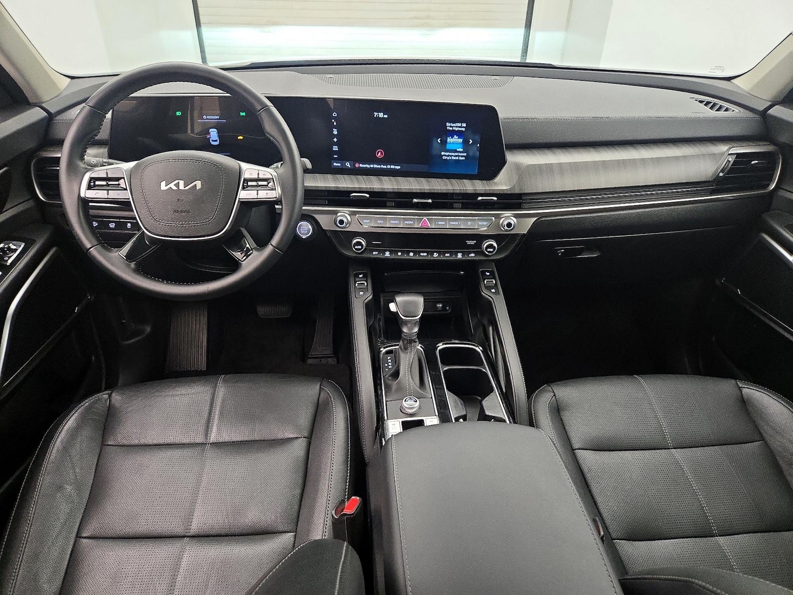 Apple CarPlay® & Android Auto™
