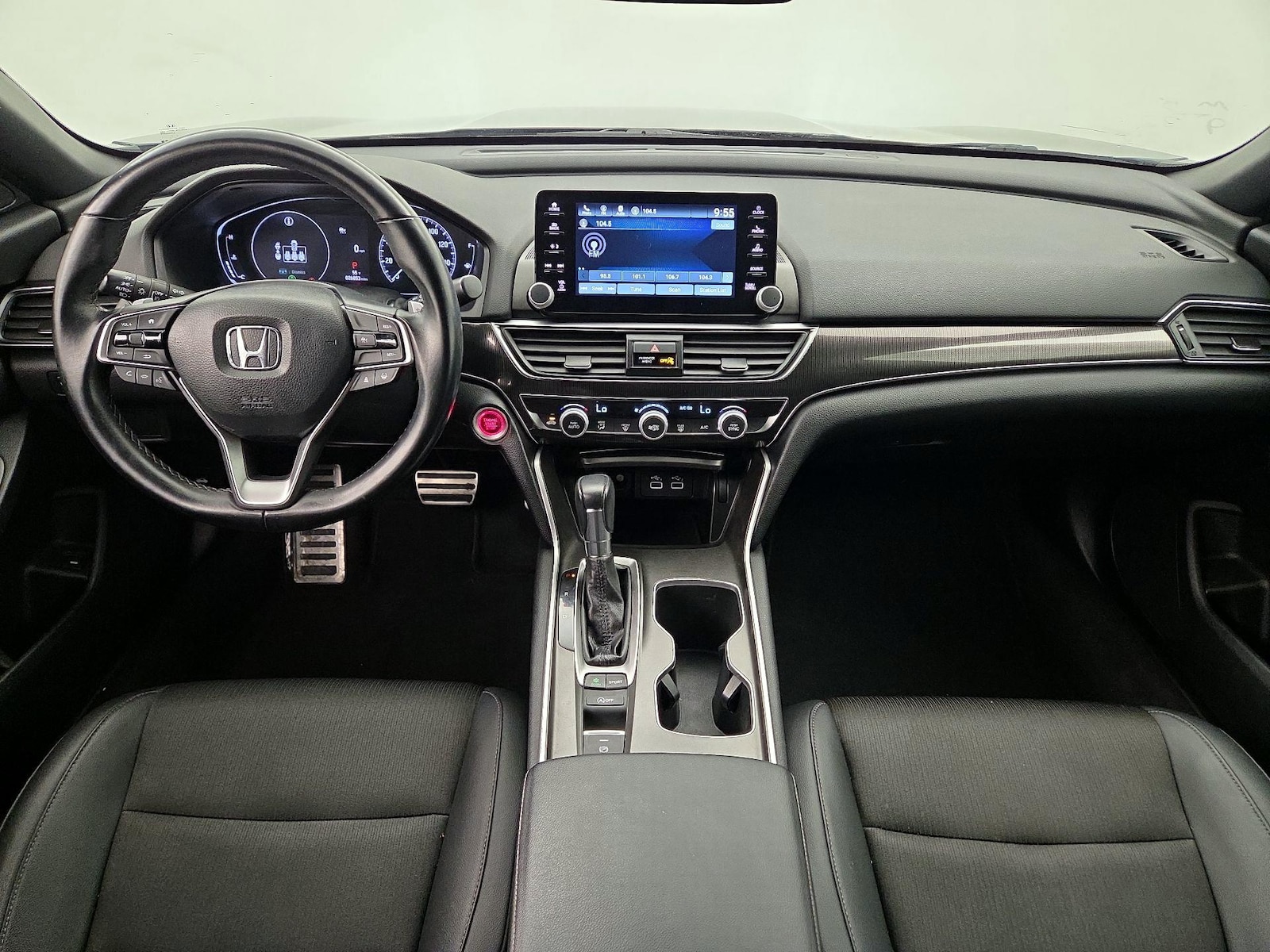 Apple CarPlay® & Android Auto™