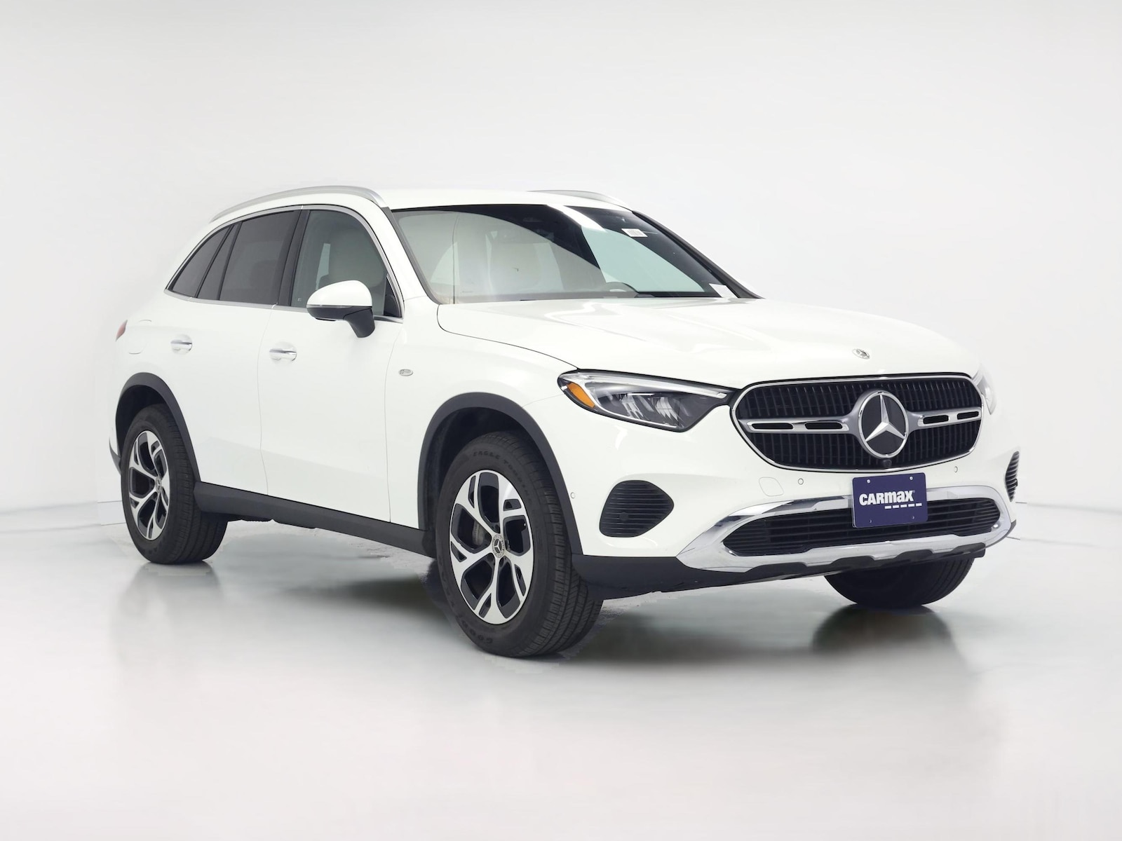 2025 Mercedes-Benz GLC