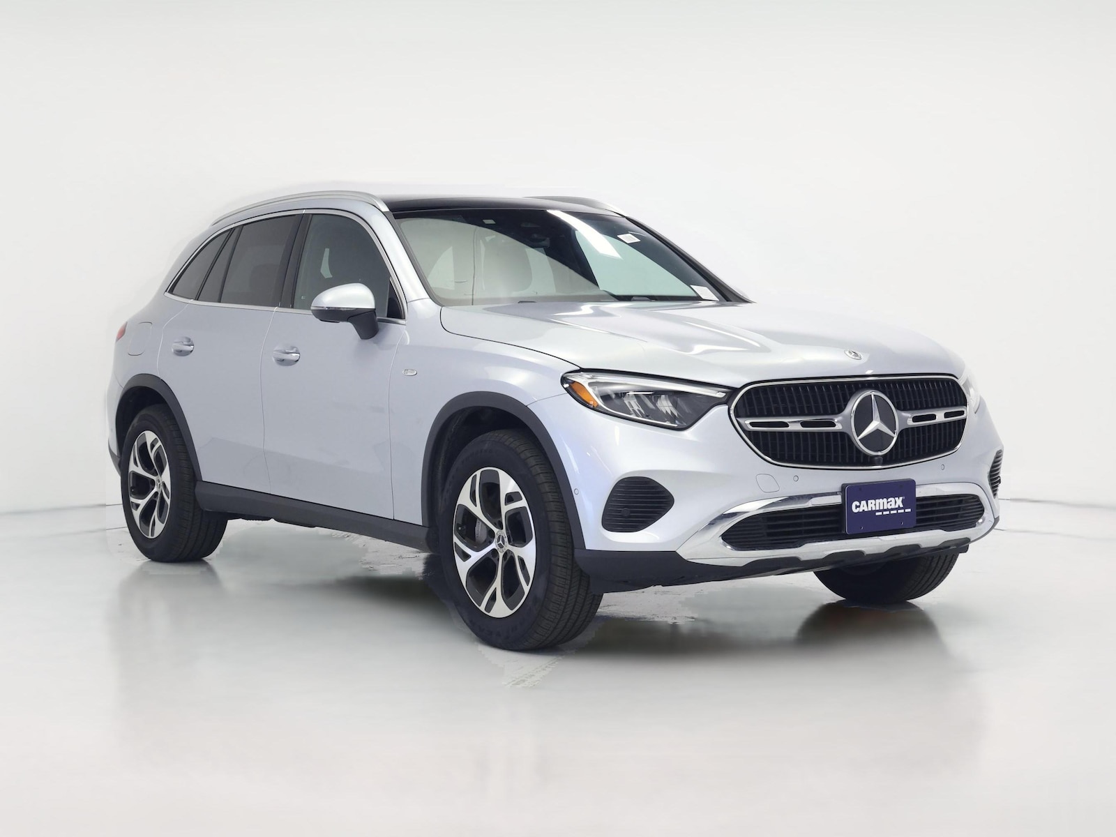 2025 Mercedes-Benz GLC