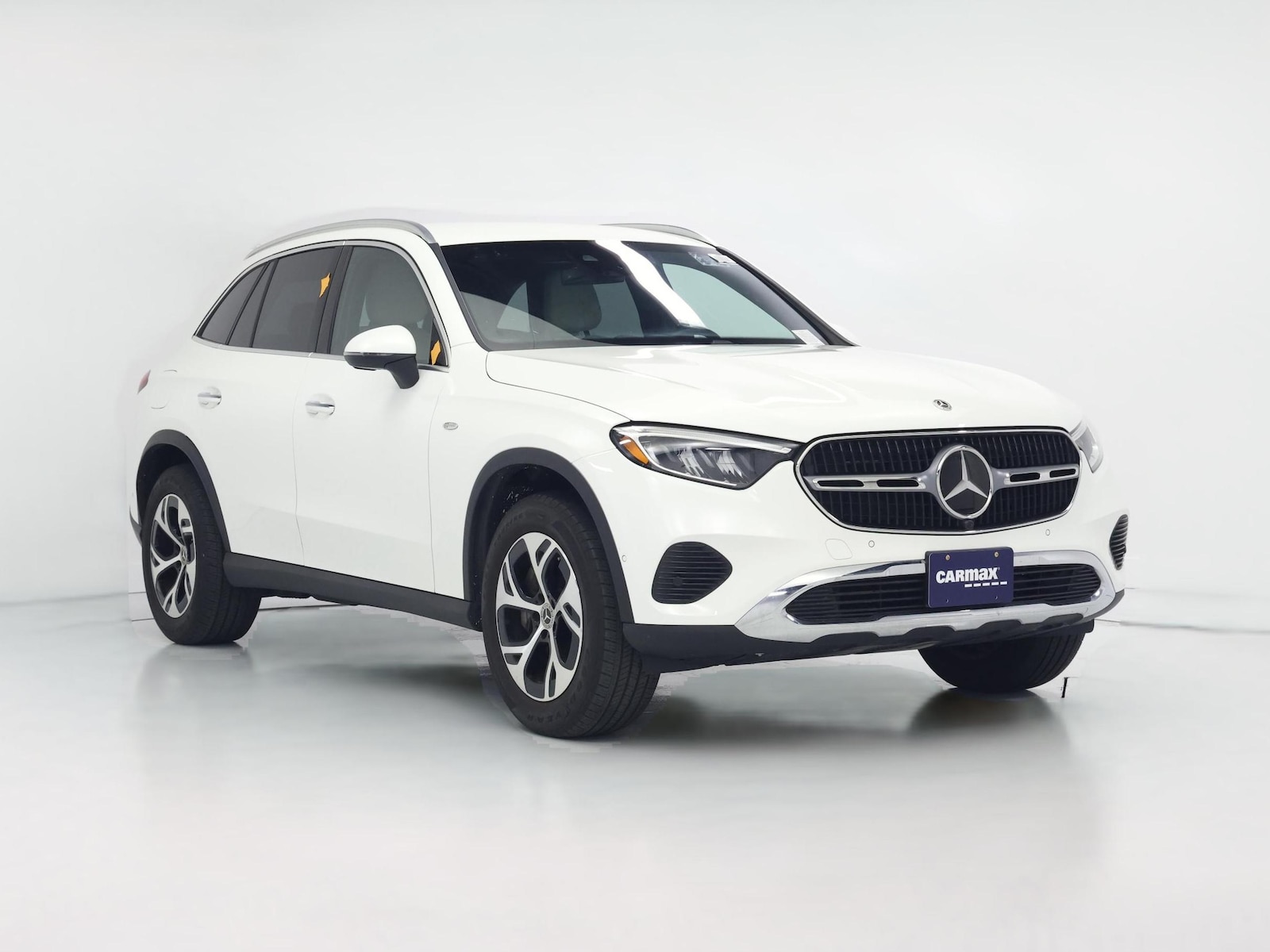 2025 Mercedes-Benz GLC