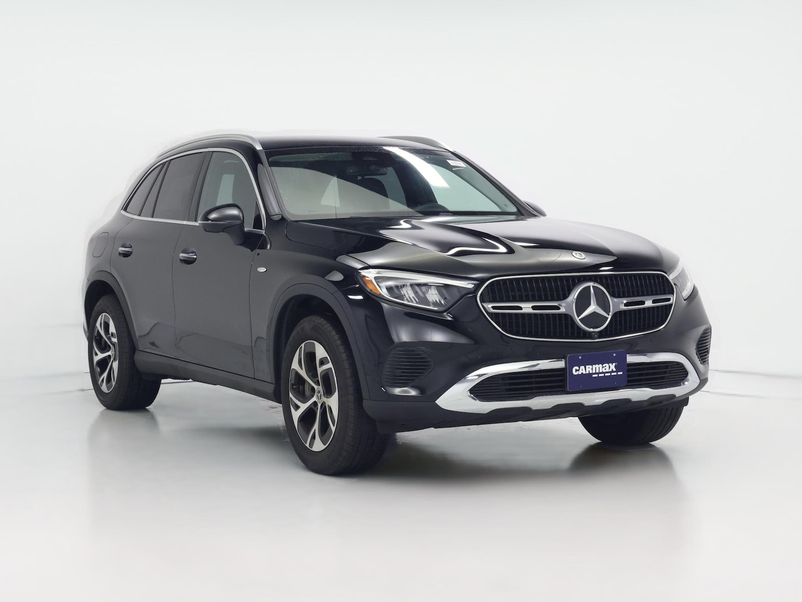 2025 Mercedes-Benz GLC