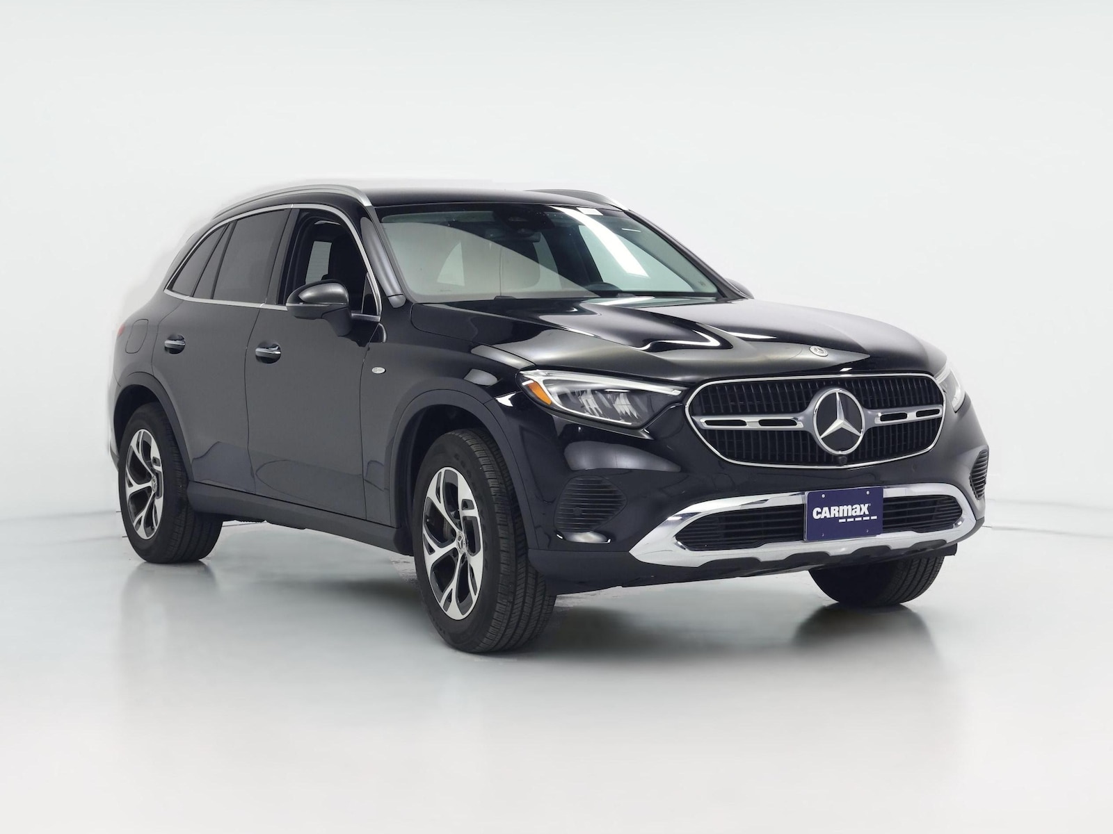 2025 Mercedes-Benz GLC
