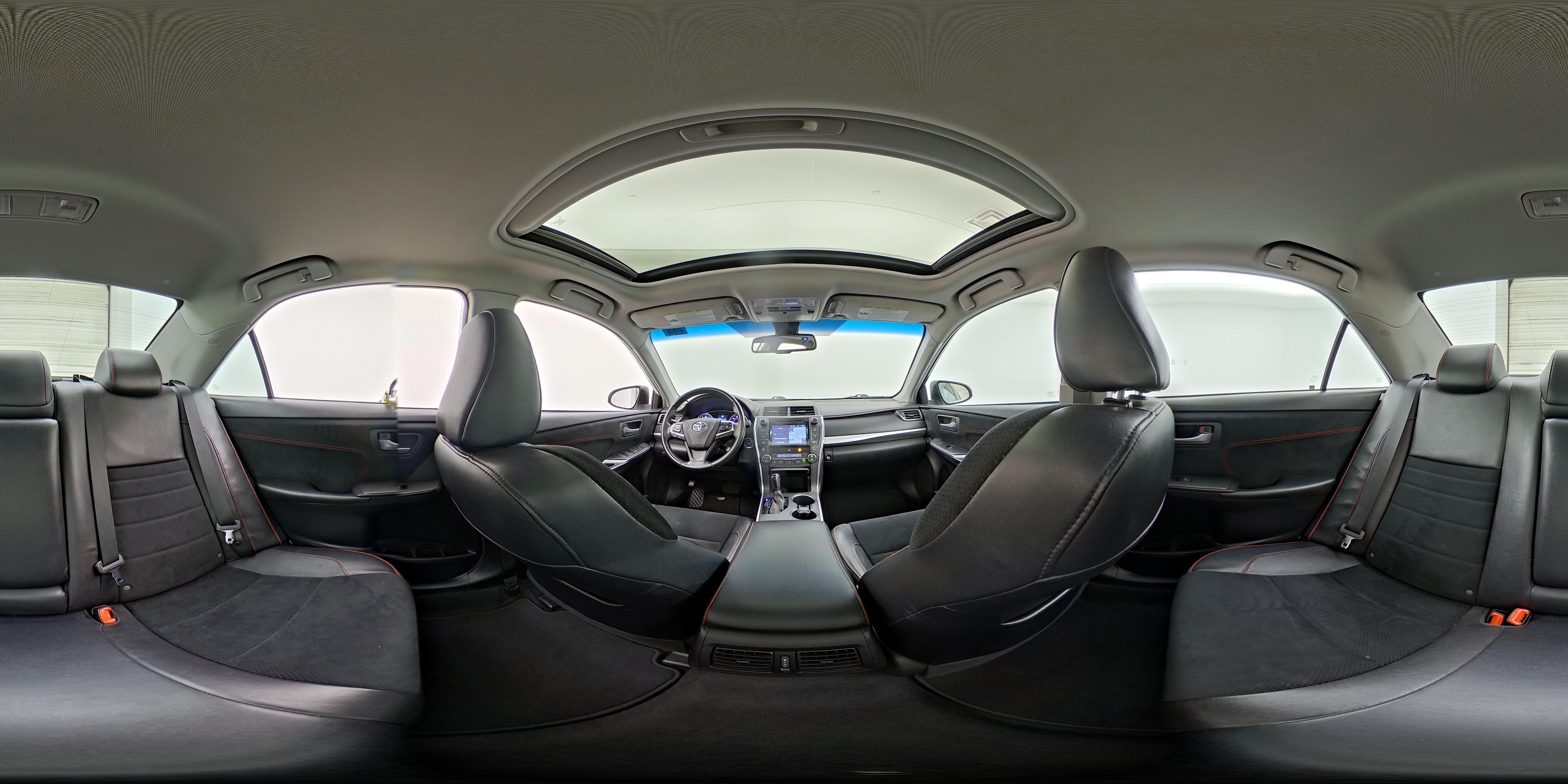 2015 Toyota Camry XSE - Photo 27
