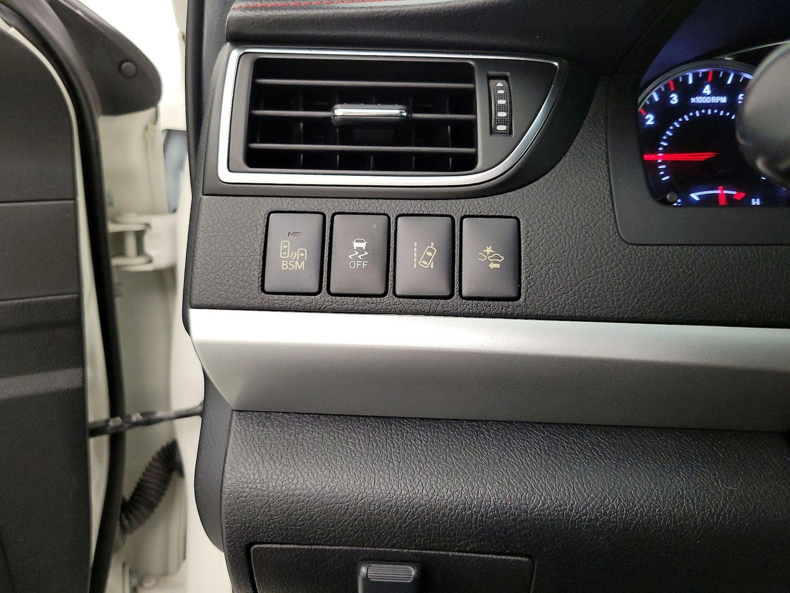 2015 Toyota Camry XSE - Photo 14