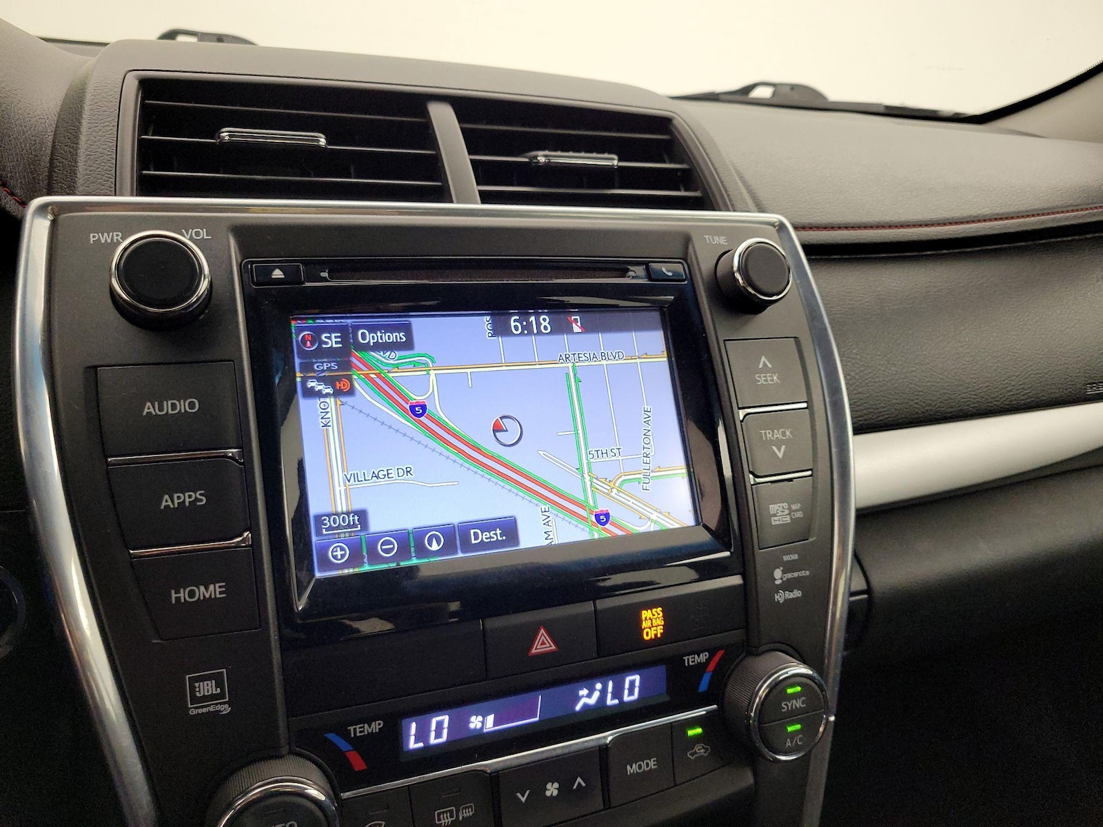 2015 Toyota Camry XSE - Photo 15