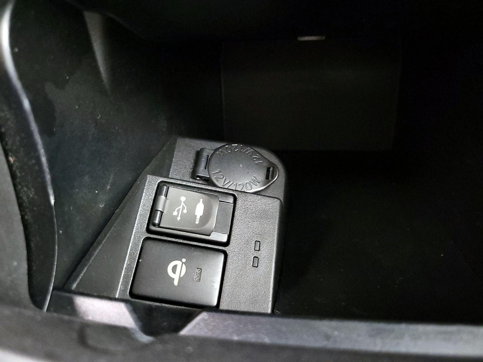 2015 Toyota Camry XSE - Photo 20