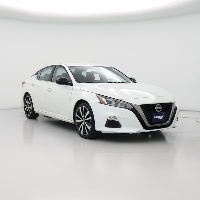 2022 Nissan Altima SR