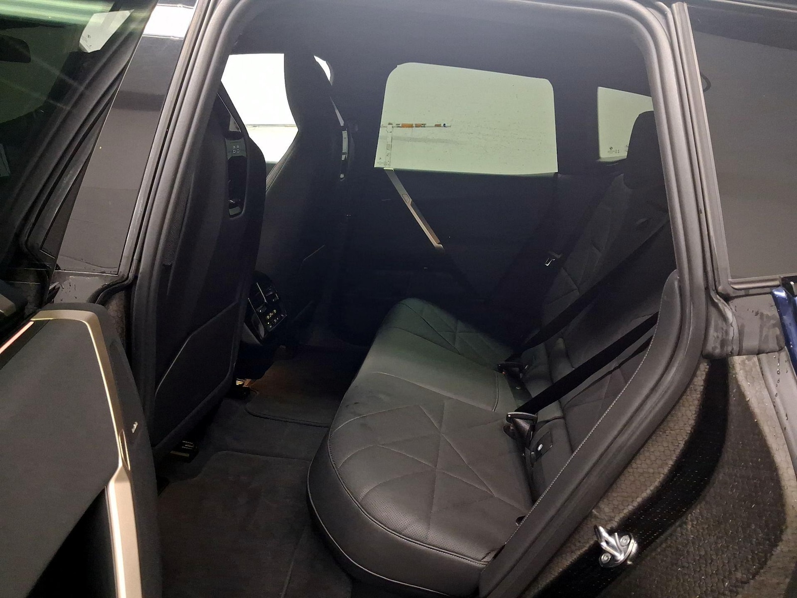 Rear Air Conditioning