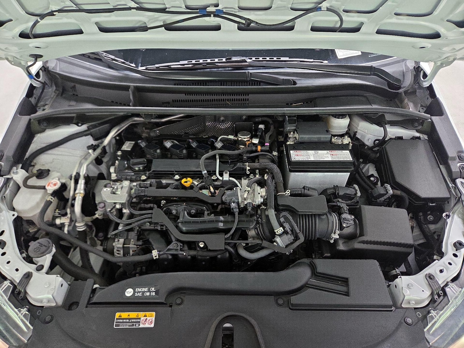 2023 Toyota Corolla LE - Photo 18