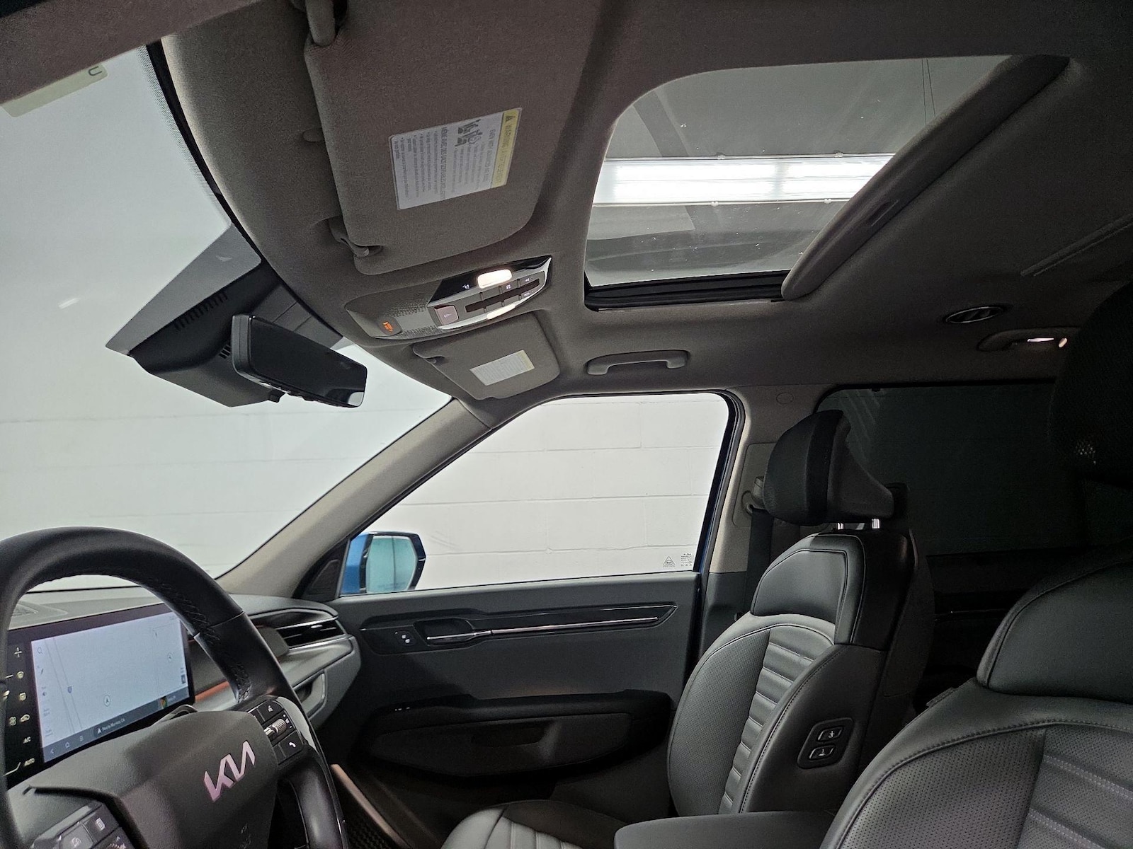 Sunroof(s) & Skylight(s)