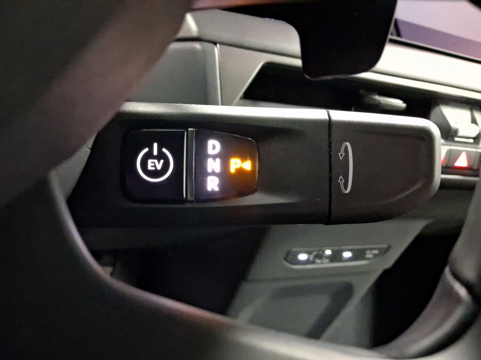 2026 Kia EV9 Wind - Photo 16