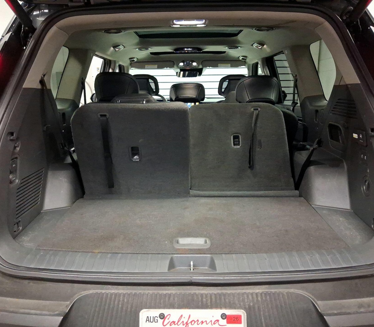 Trunk/Cargo (Seats Up)