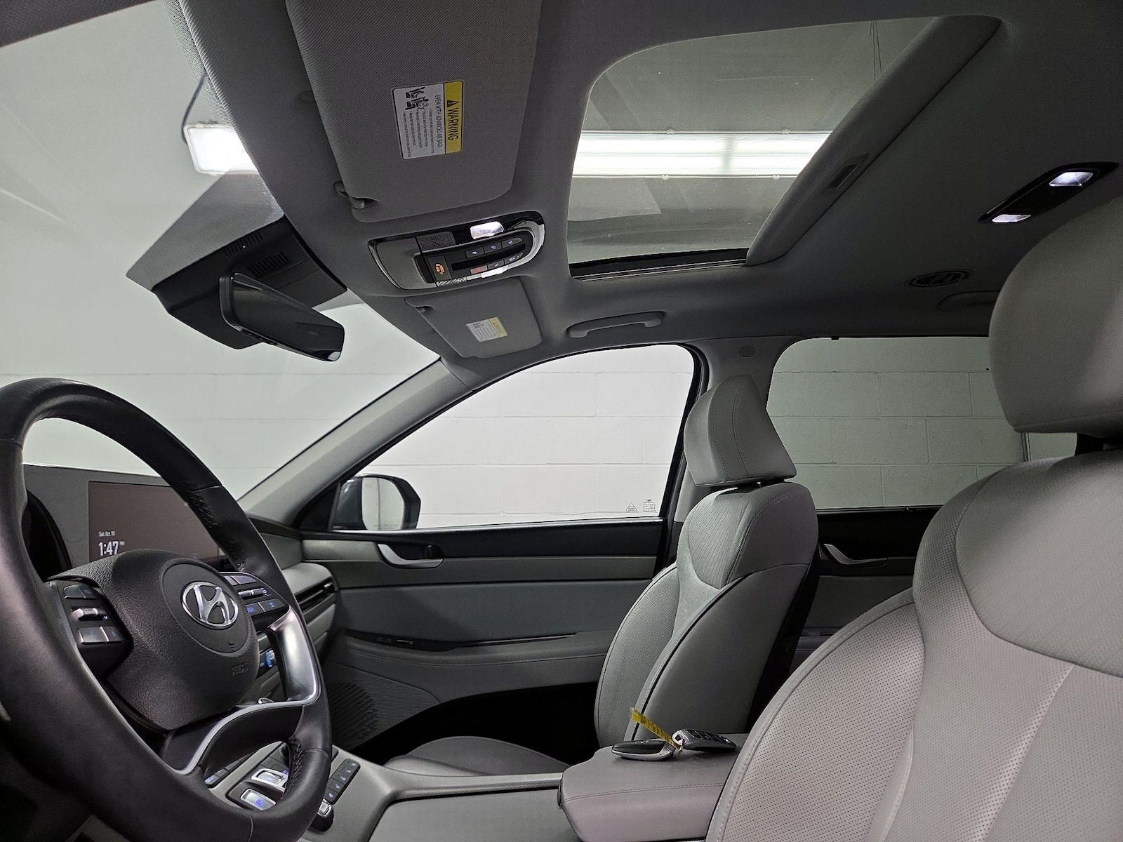 Sunroof(s) & Overhead Airbags