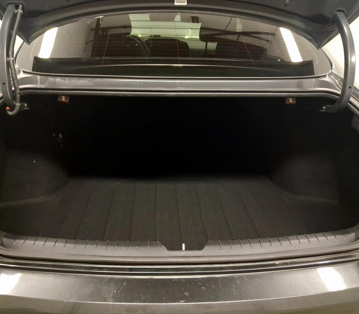 Trunk/Cargo (Seats Up)
