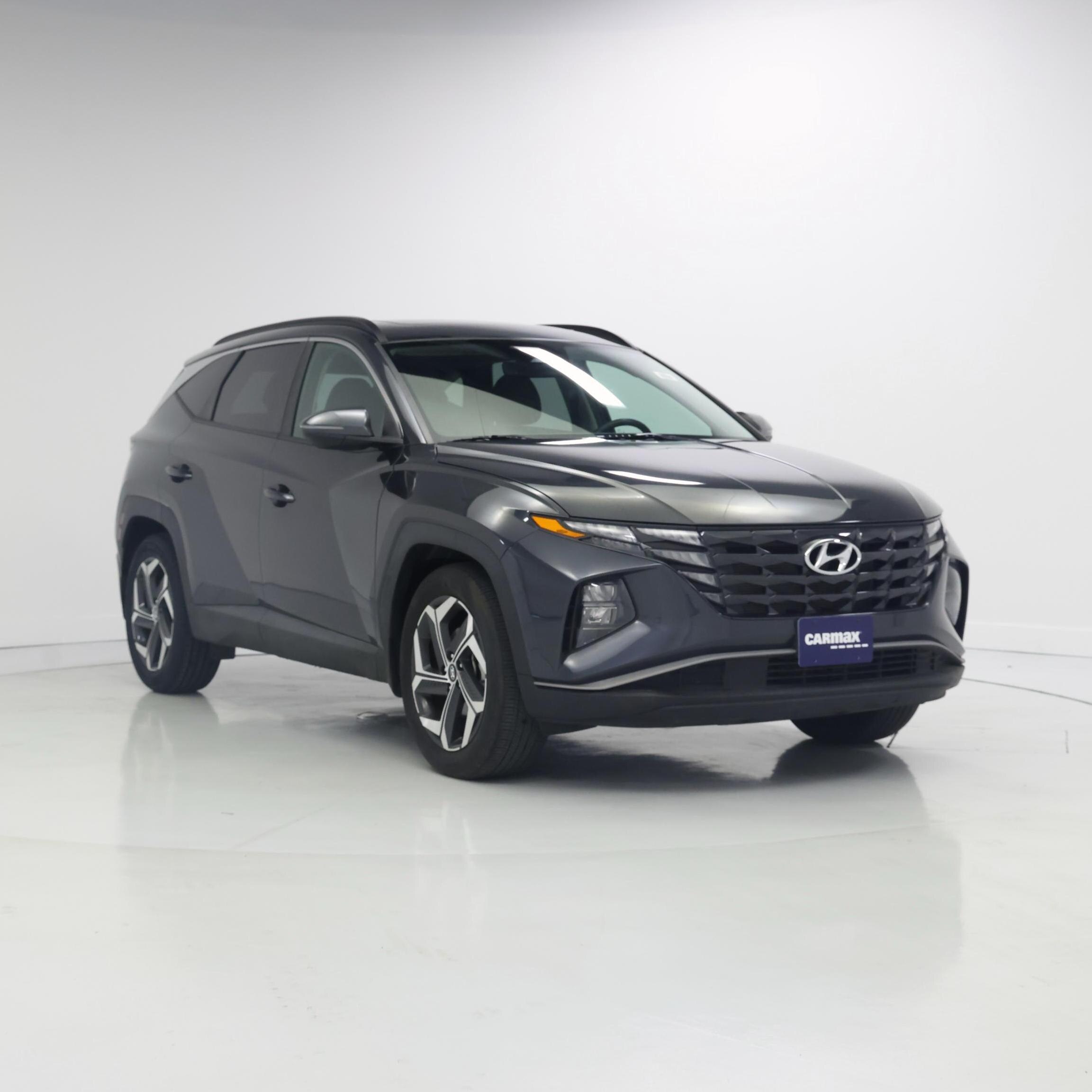 Gray 2024 Hyundai Tucson SUV / Crossover Front-Wheel Drive Automatic