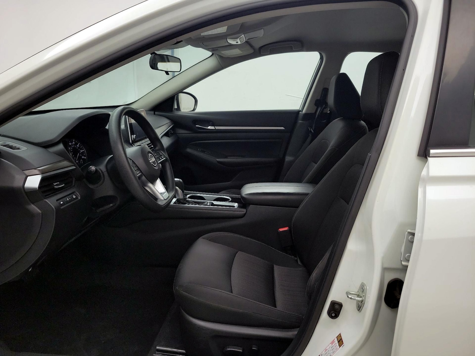 Power Seat(s) & Side Airbags