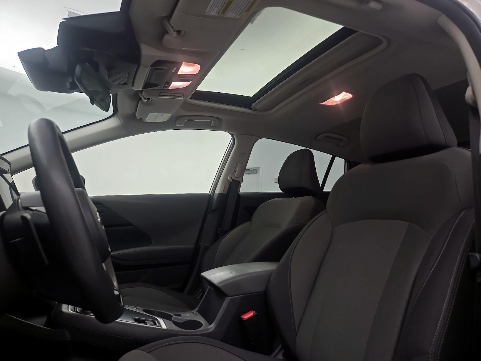 Sunroof(s) & Overhead Airbags