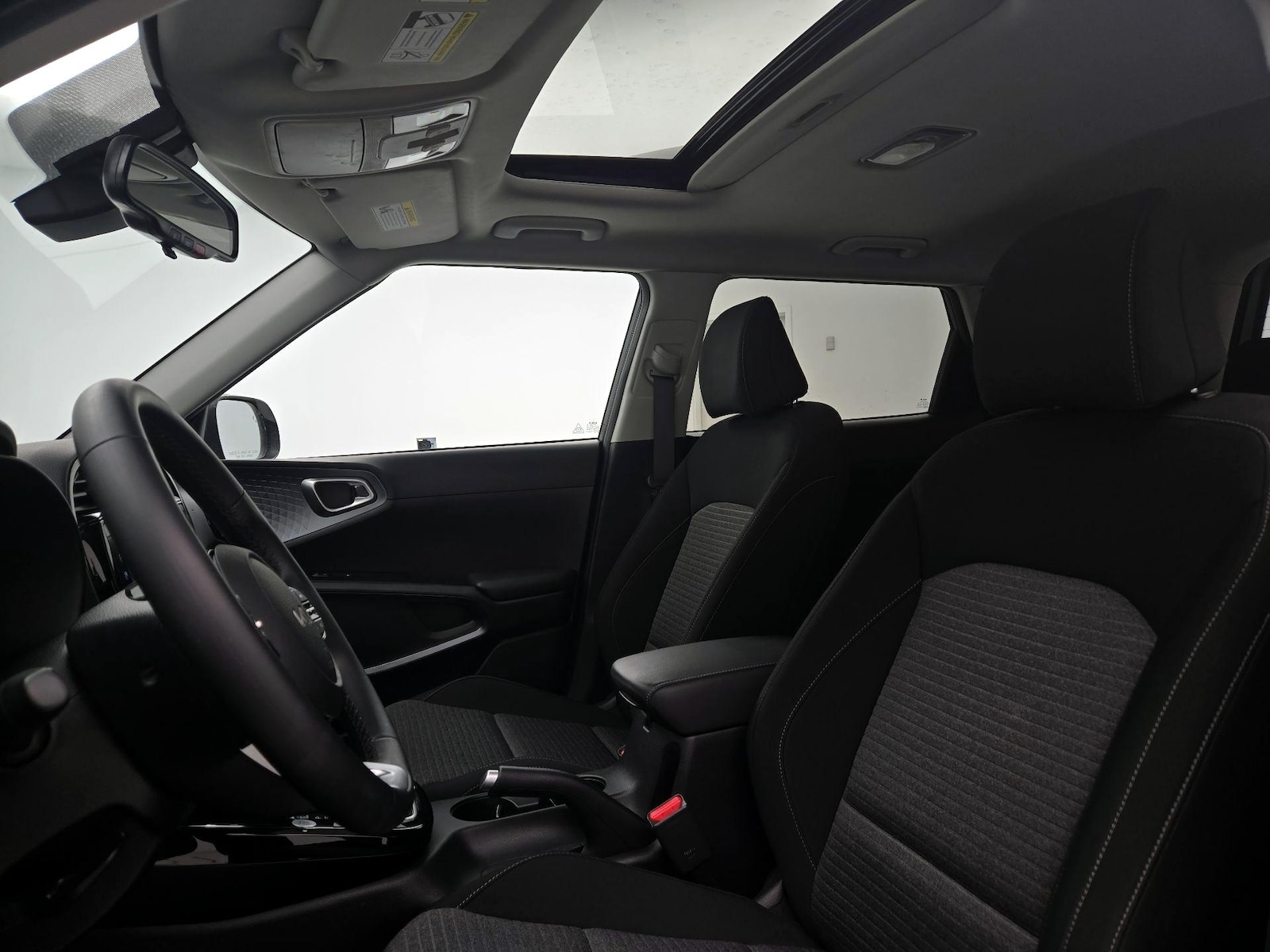 Sunroof(s) & Overhead Airbags