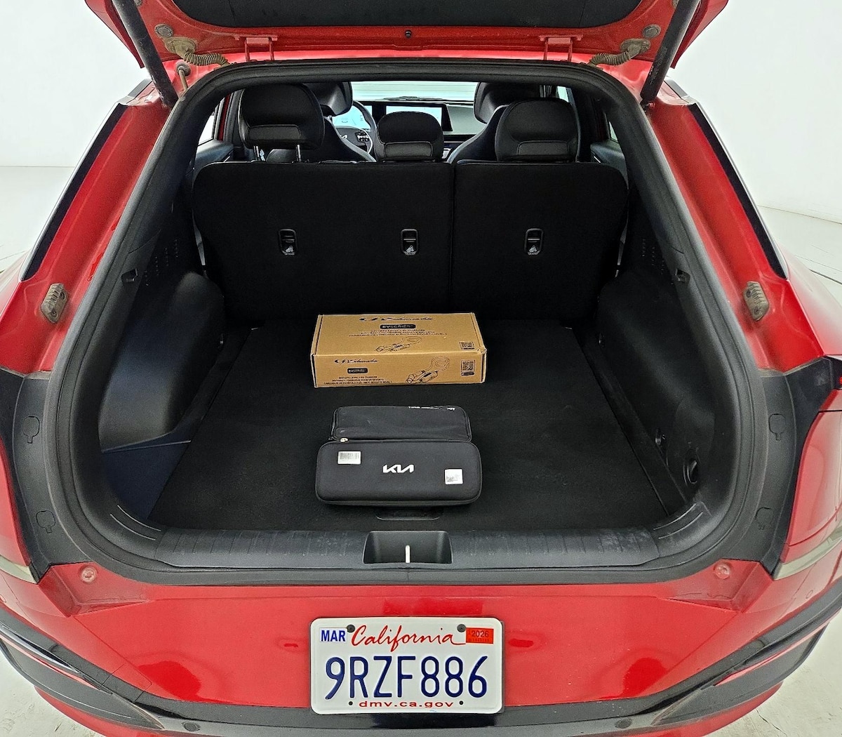 Trunk/Cargo (Seats Up)