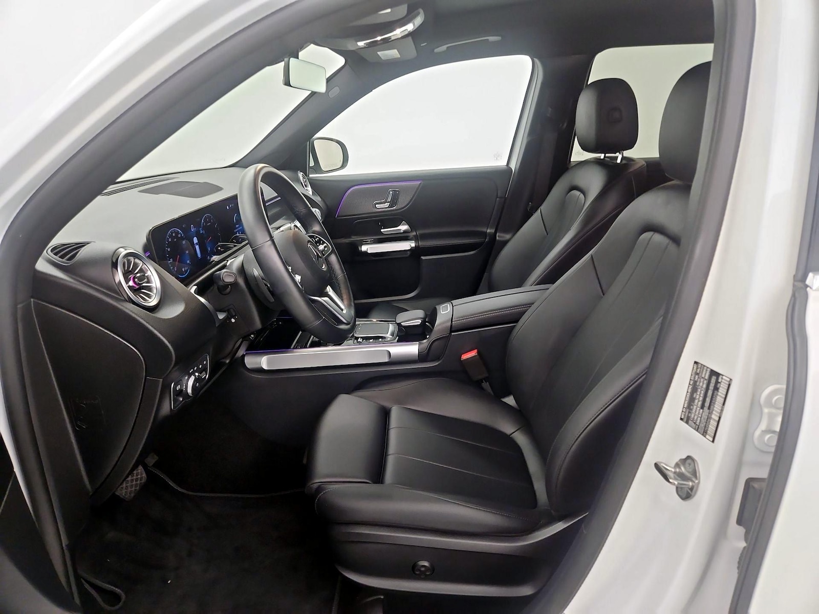 Power Seat(s) & Side Airbags