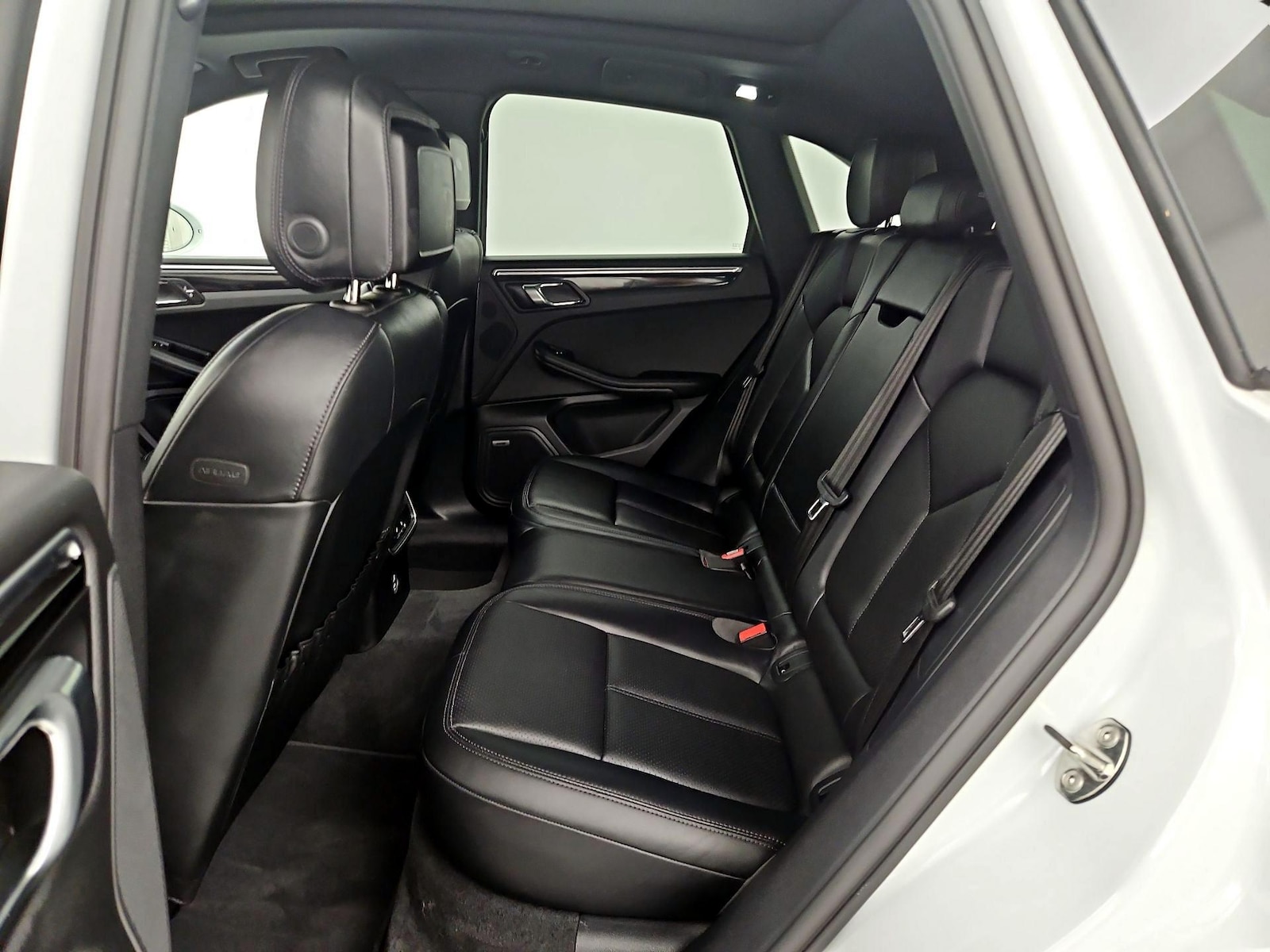 Rear Air Conditioning