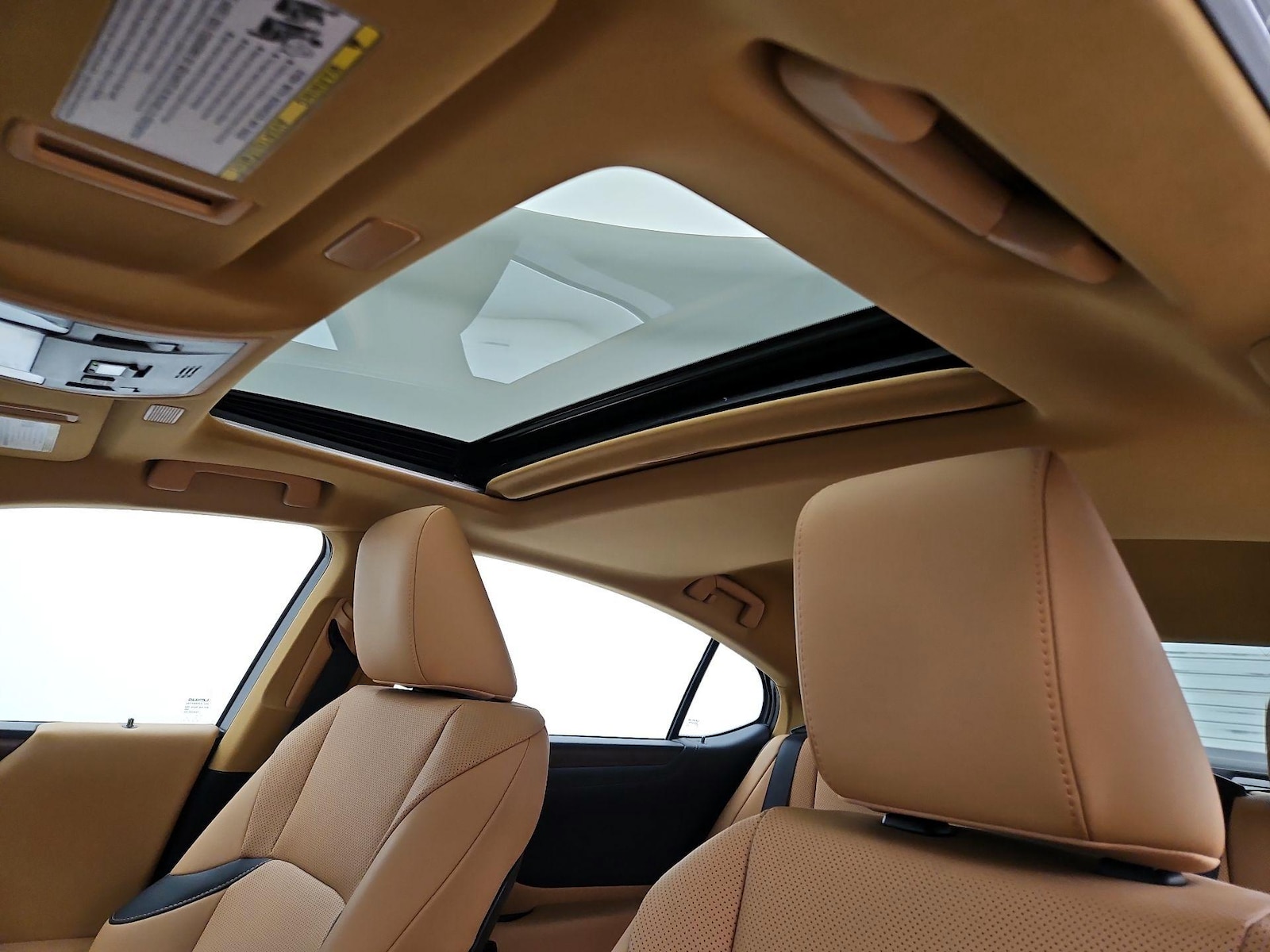 Sunroof(s) & Overhead Airbags