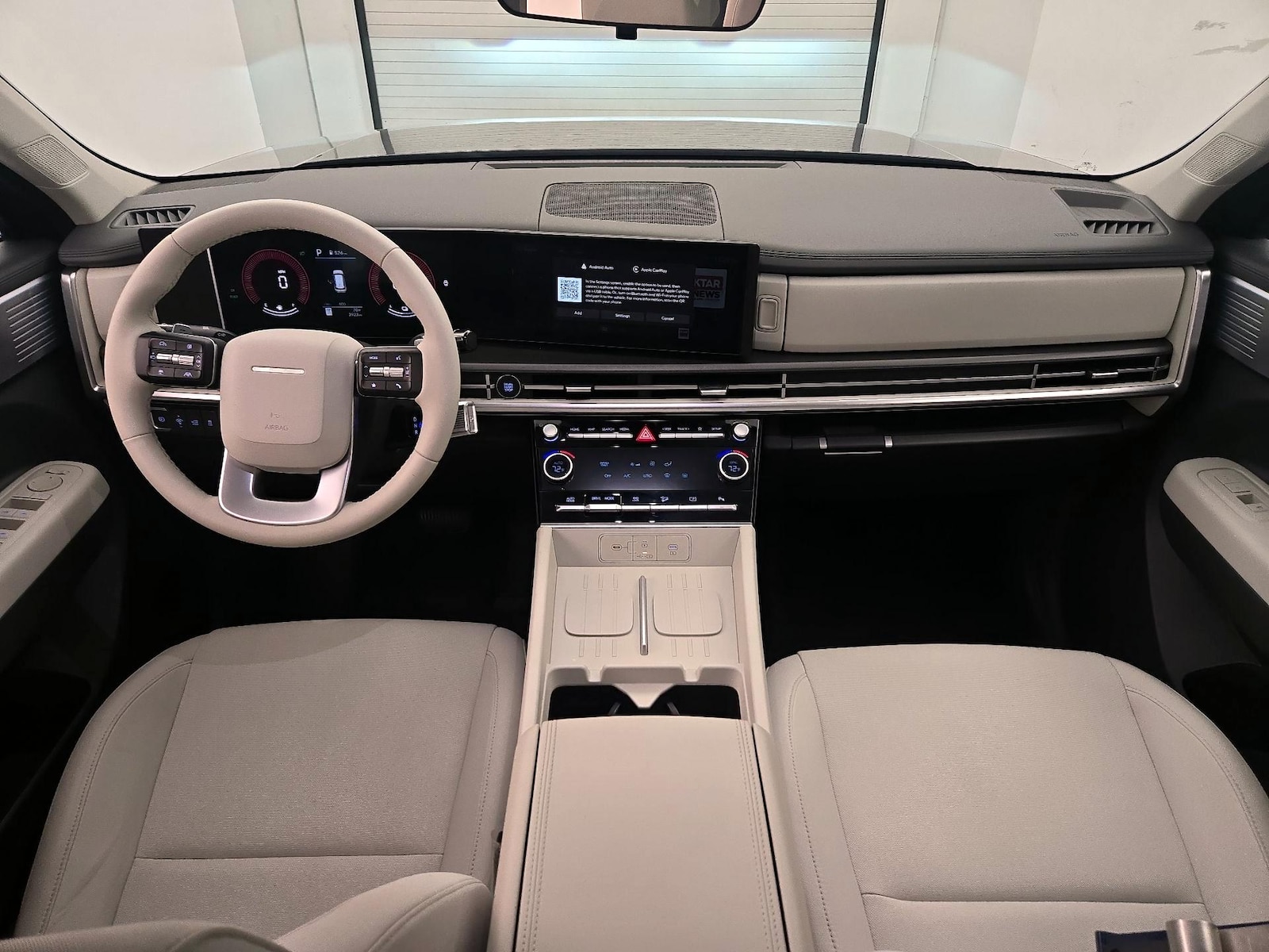 Apple CarPlay® & Android Auto™