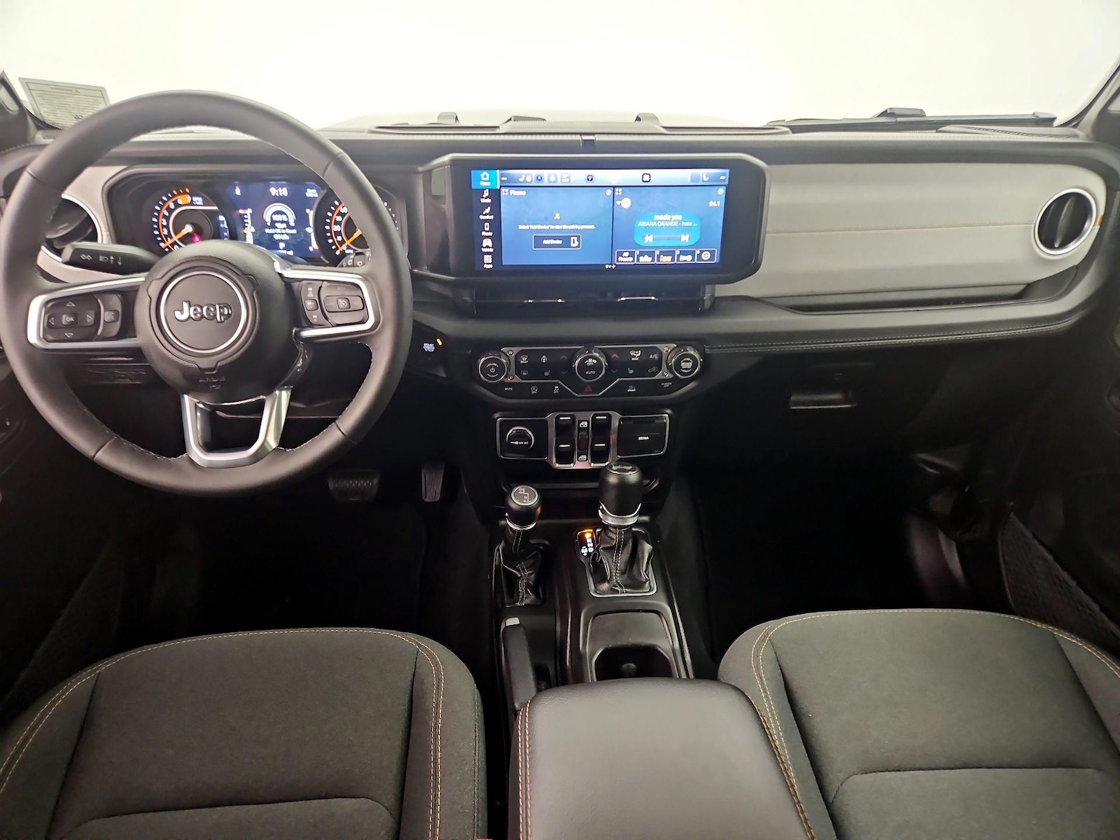 Apple CarPlay® & Android Auto™