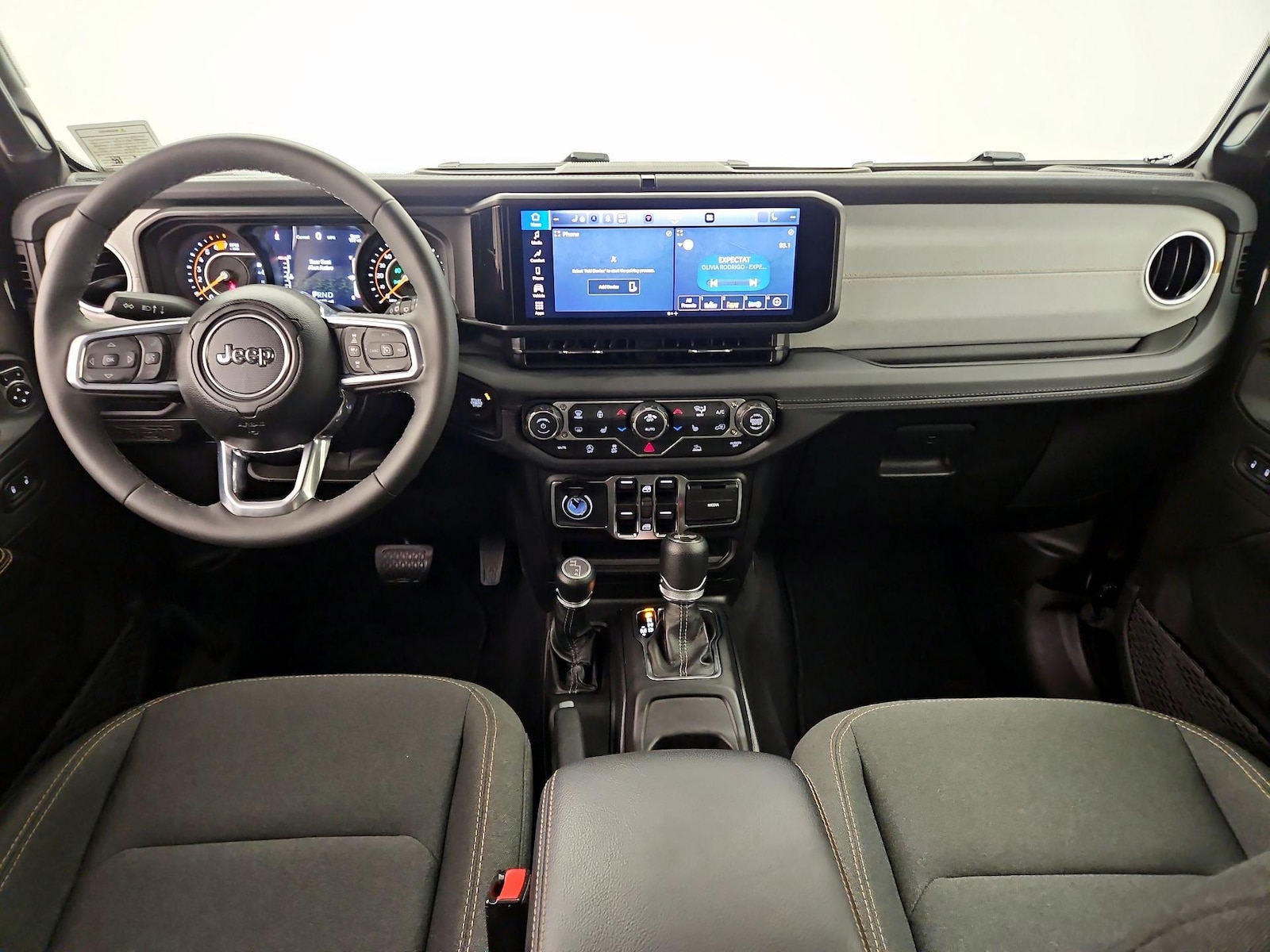 Apple CarPlay® & Android Auto™