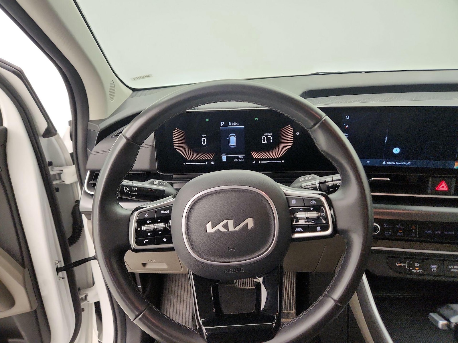 2025 Kia Carnival LXS - Photo 11