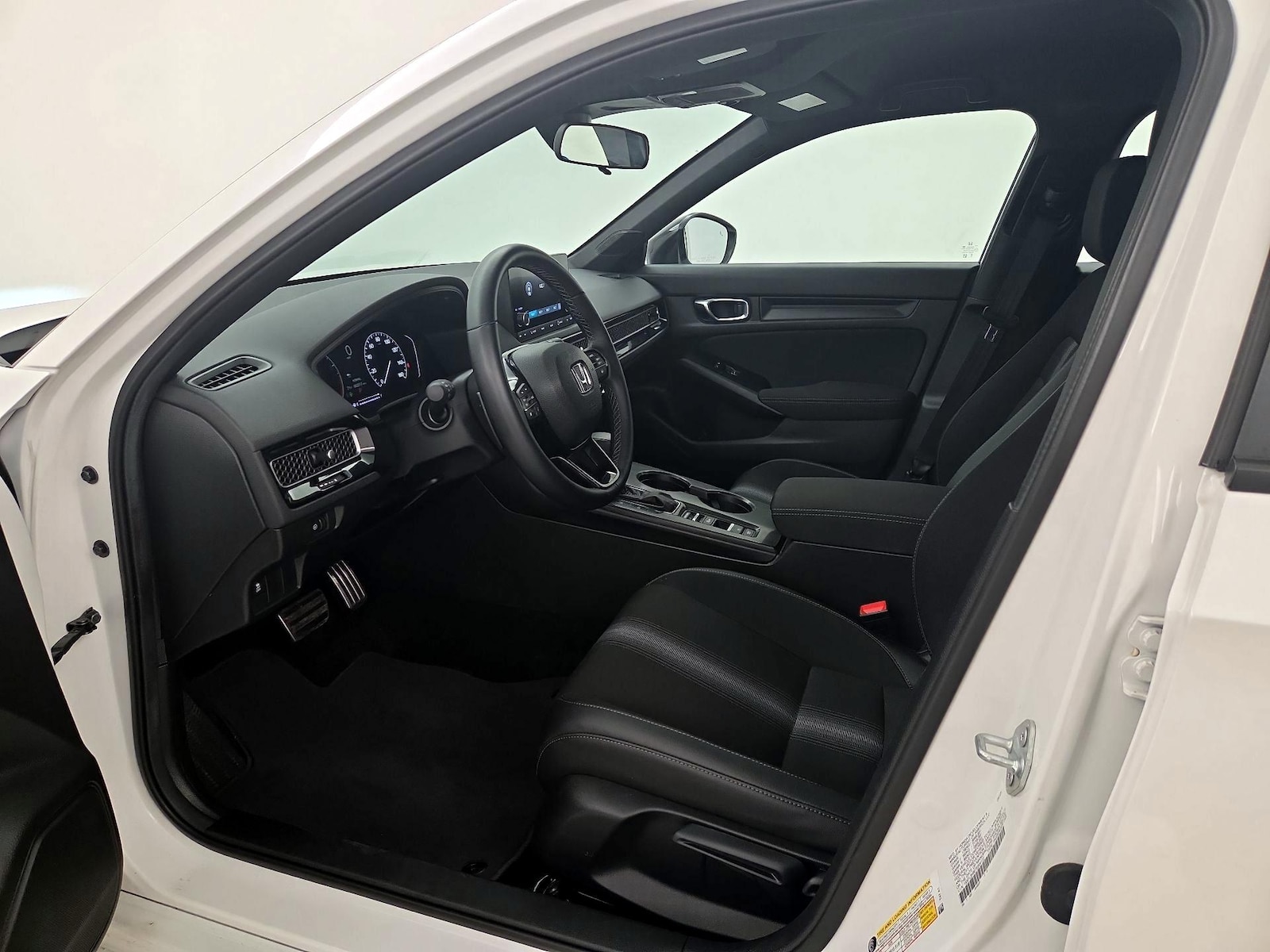 2026 Honda Civic Hatchback Sport - Photo 12